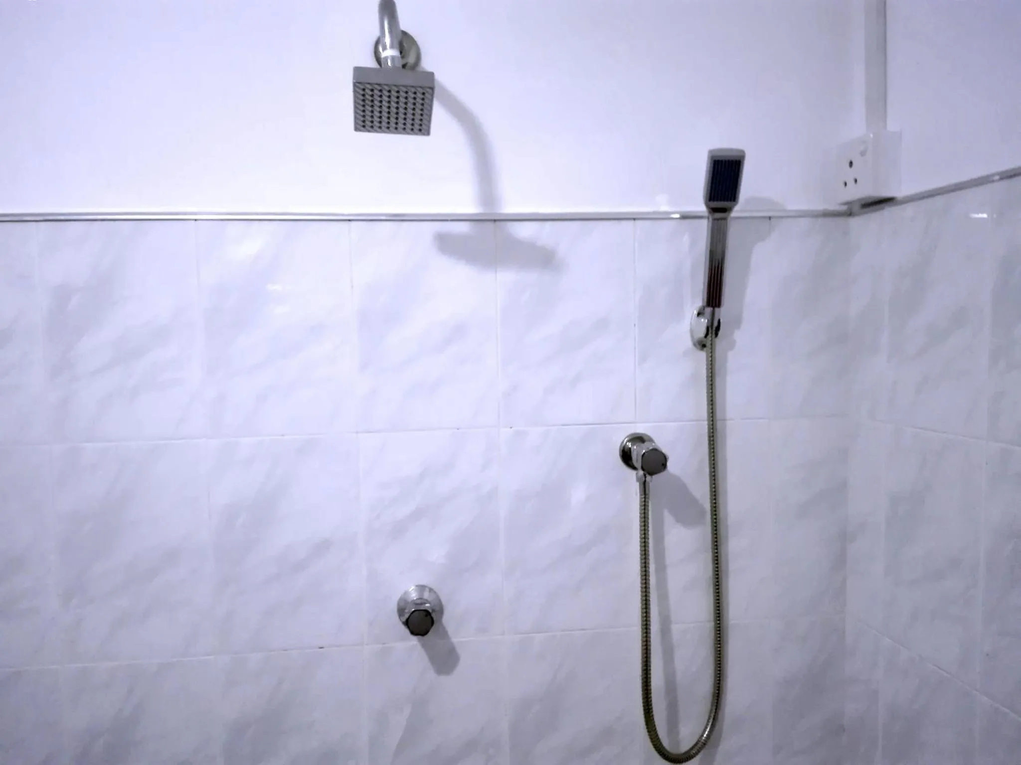 Shower in Elliot Nature Resort