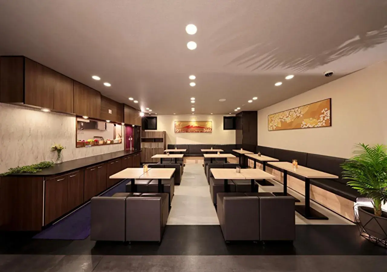 Restaurant/places to eat in Shinsaibashi-Higashi Crystal Hotel Restaurant/places to eat in Shinsaibashi-Higashi Crystal Hotel