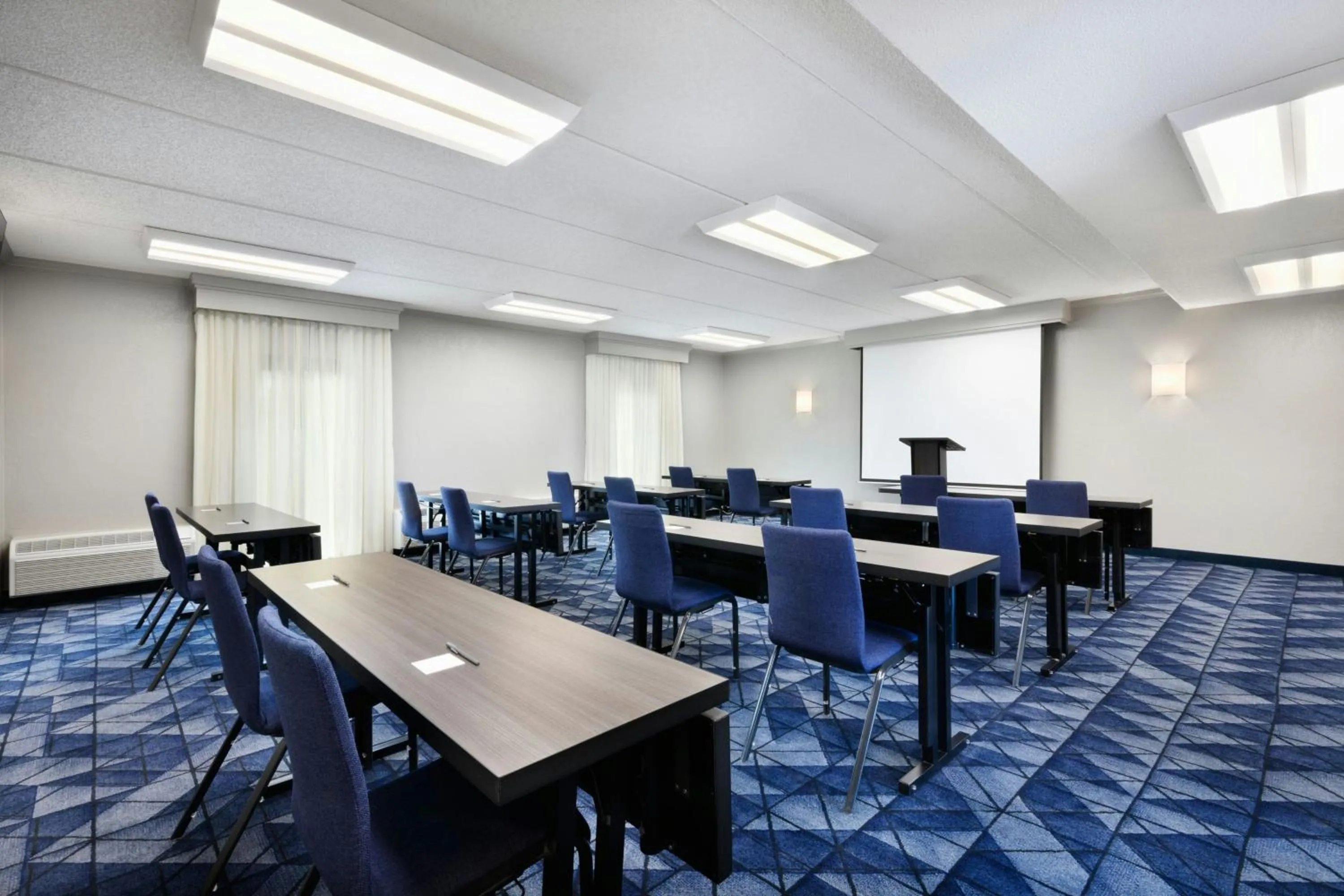 Meeting/conference room in Courtyard by Marriott Atlanta Duluth/ Gwinnett Place