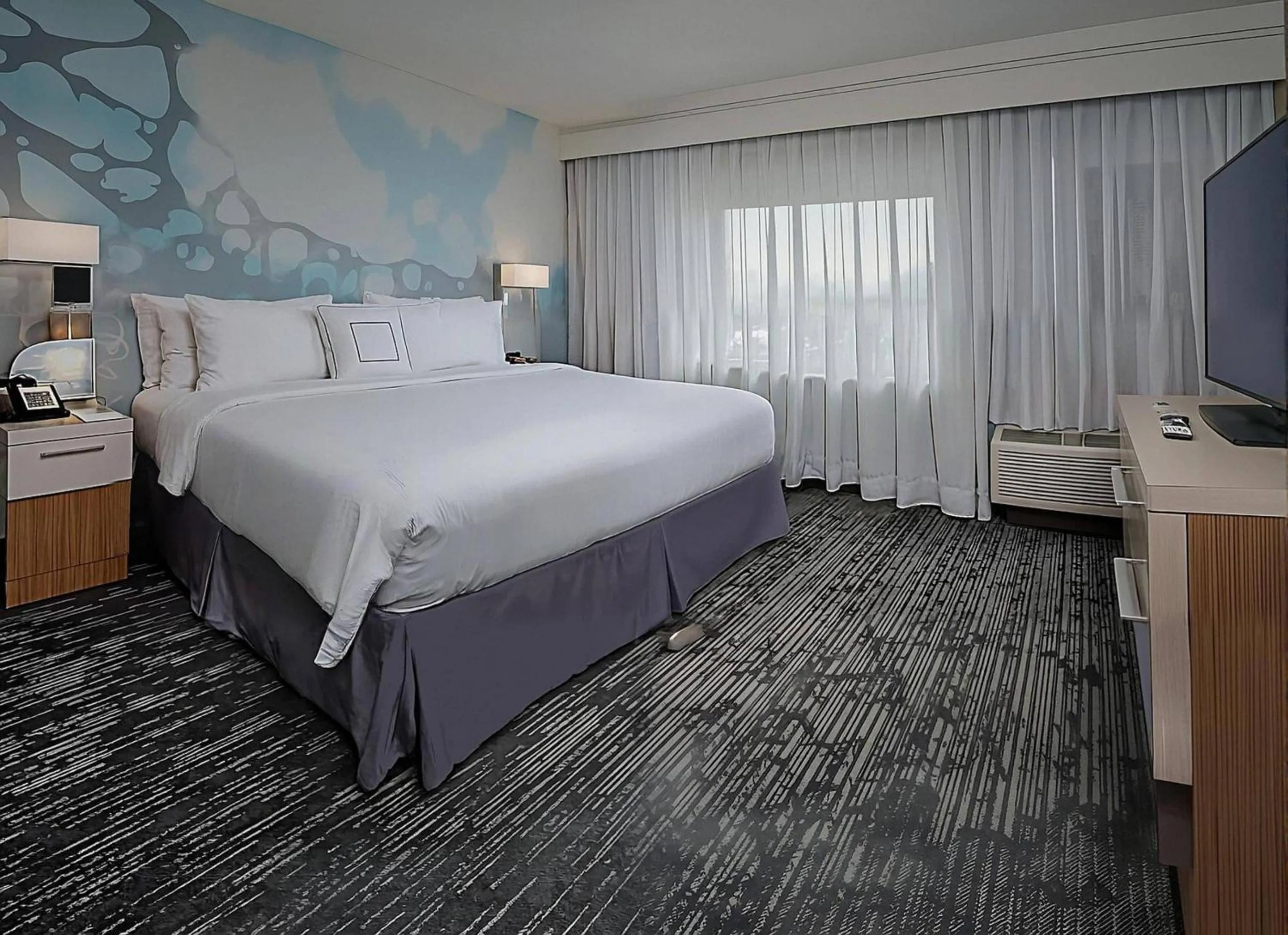 Bedroom, Bed in Comfort Inn & Suites Bethlehem Lehigh Valley Airport