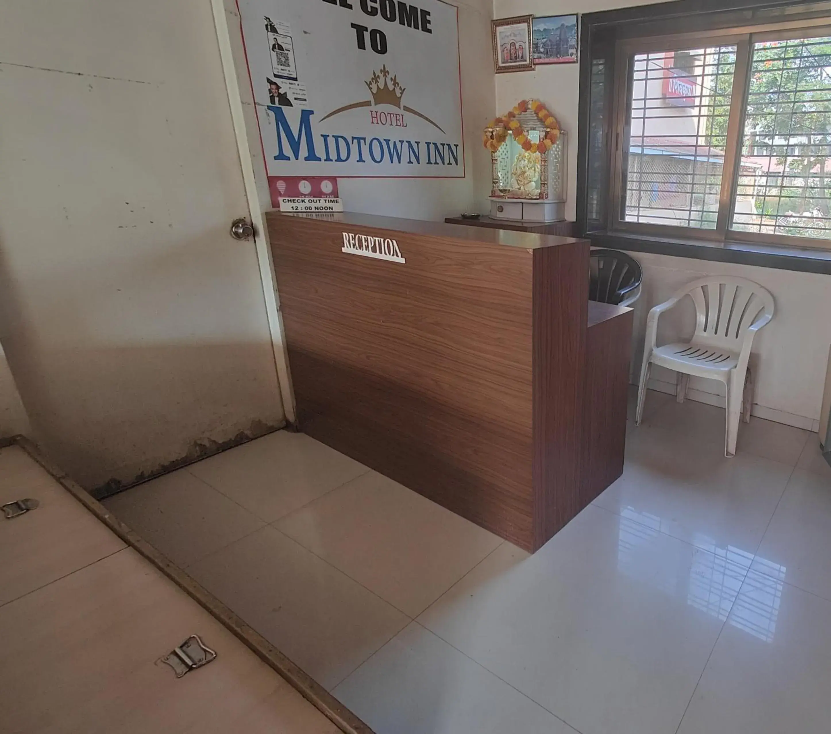 Lobby or reception in Hotel Midtown Inn Lobby or reception in Hotel Midtown Inn