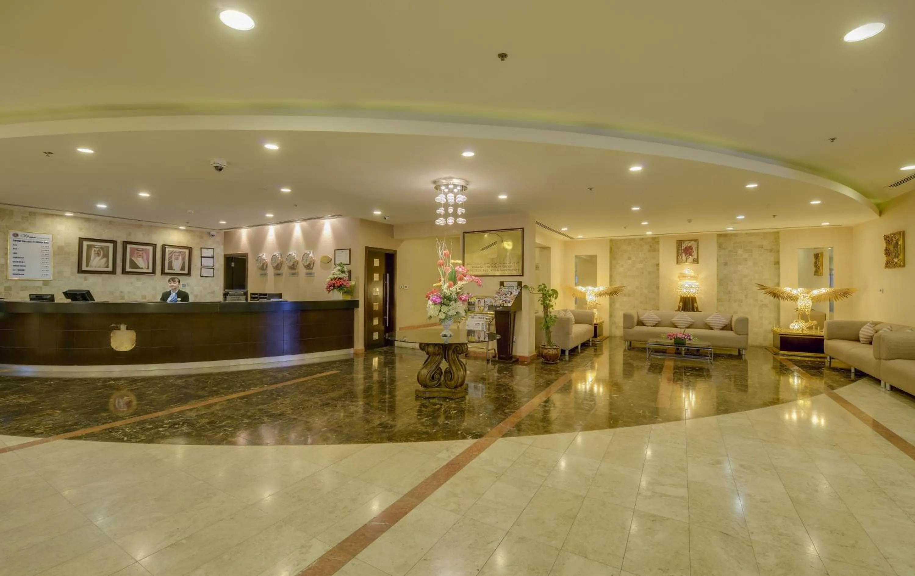 Lobby or reception in Monroe Hotel & Suites