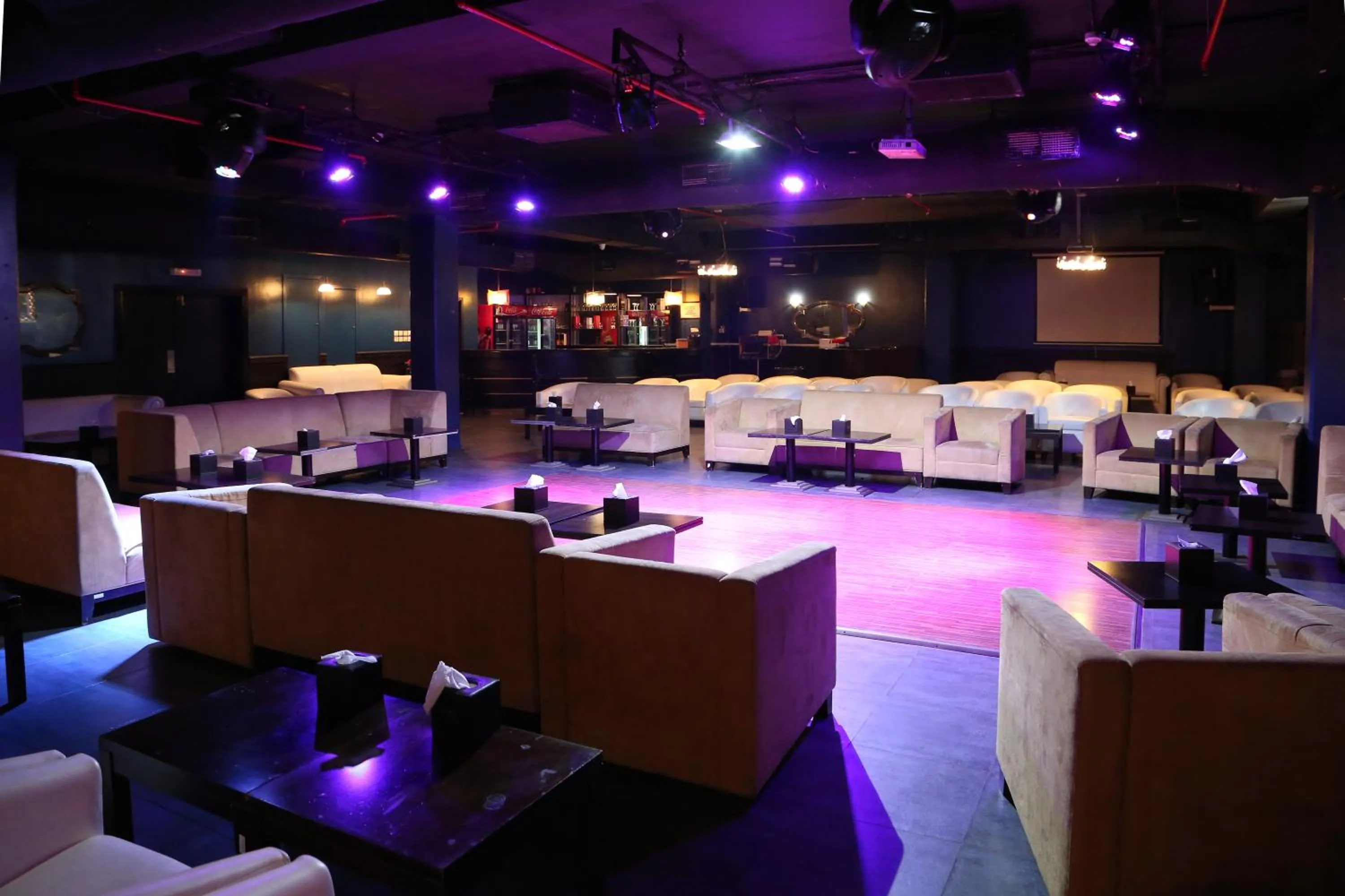 Nightclub / DJ in Monroe Hotel & Suites