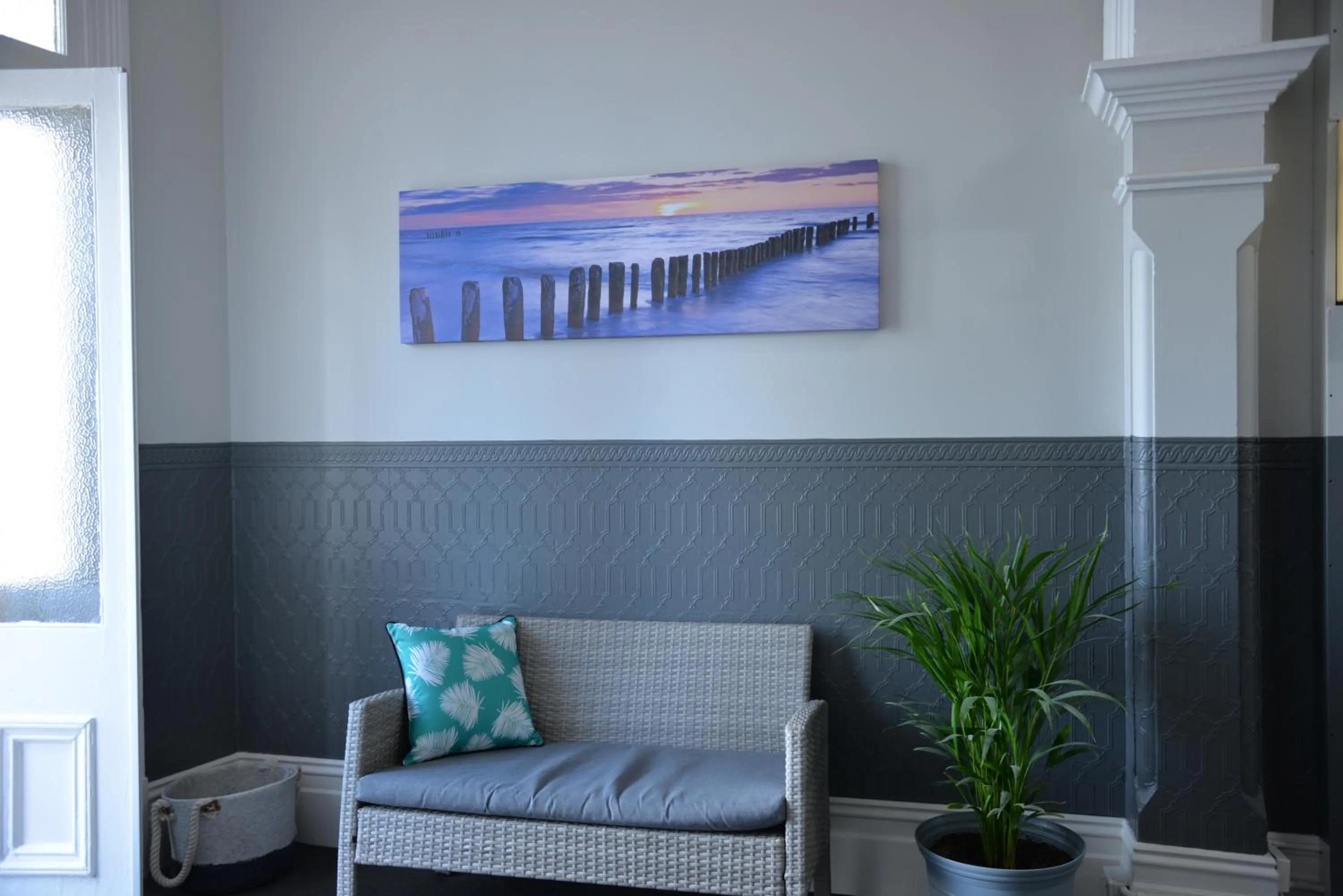 Seating area in Geraldton Backpackers