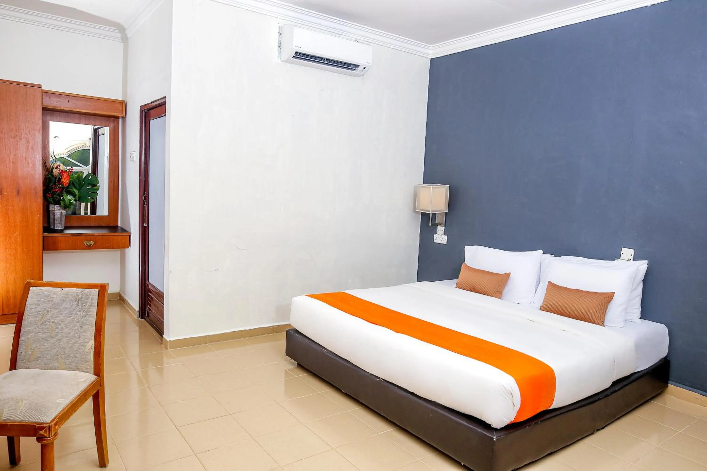 Bedroom, Bed in Langkapuri Resort Langkawi