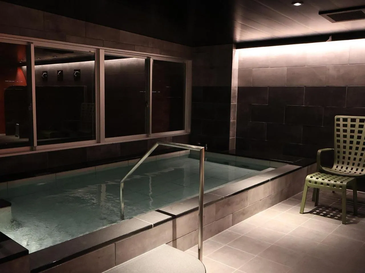 Public Bath in Osaka Corona Hotel