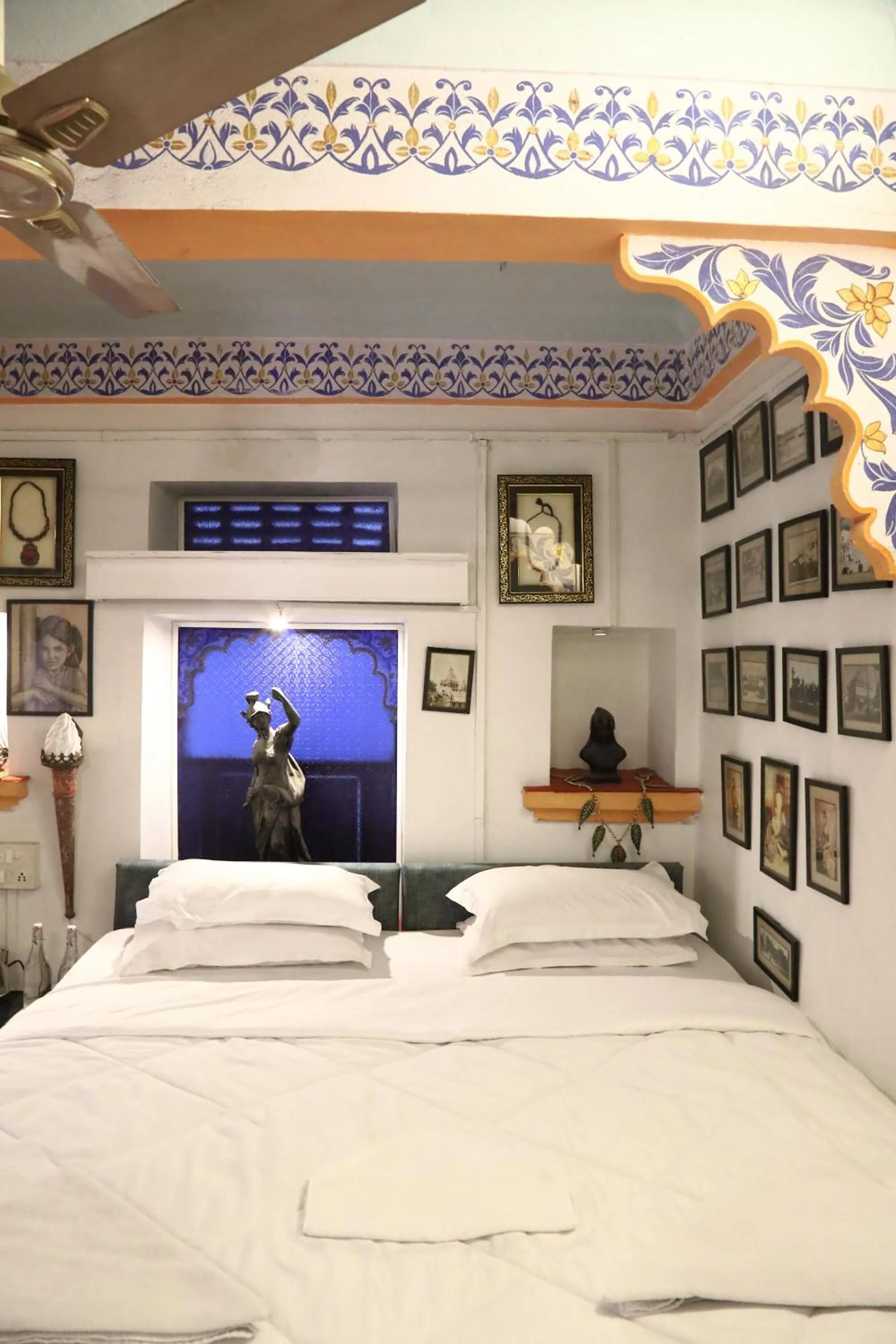 Bed in Teriwell Stay in Island Tower