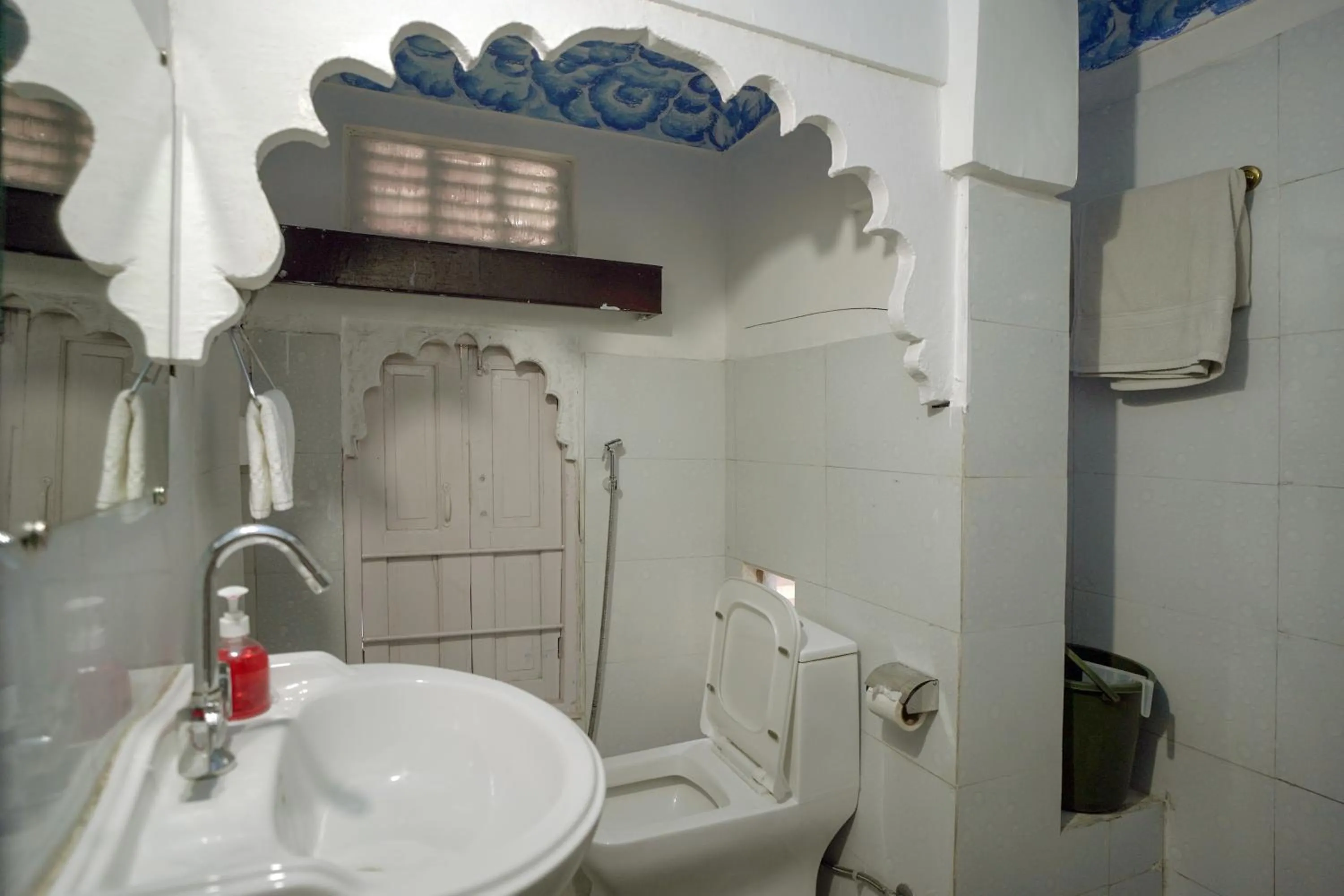 Toilet in Teriwell Stay in Island Tower