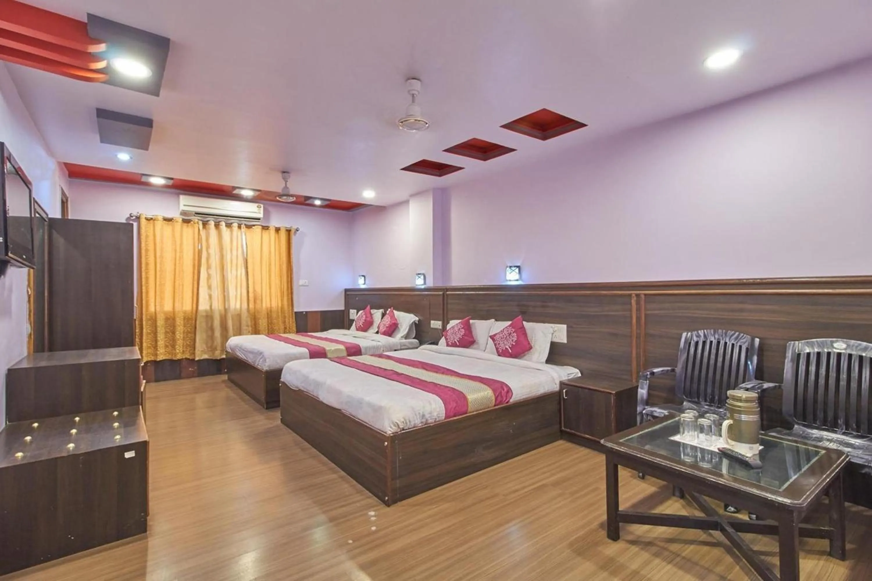 Bedroom in Hotel Deep Palace Near Bus Stand Udaipole