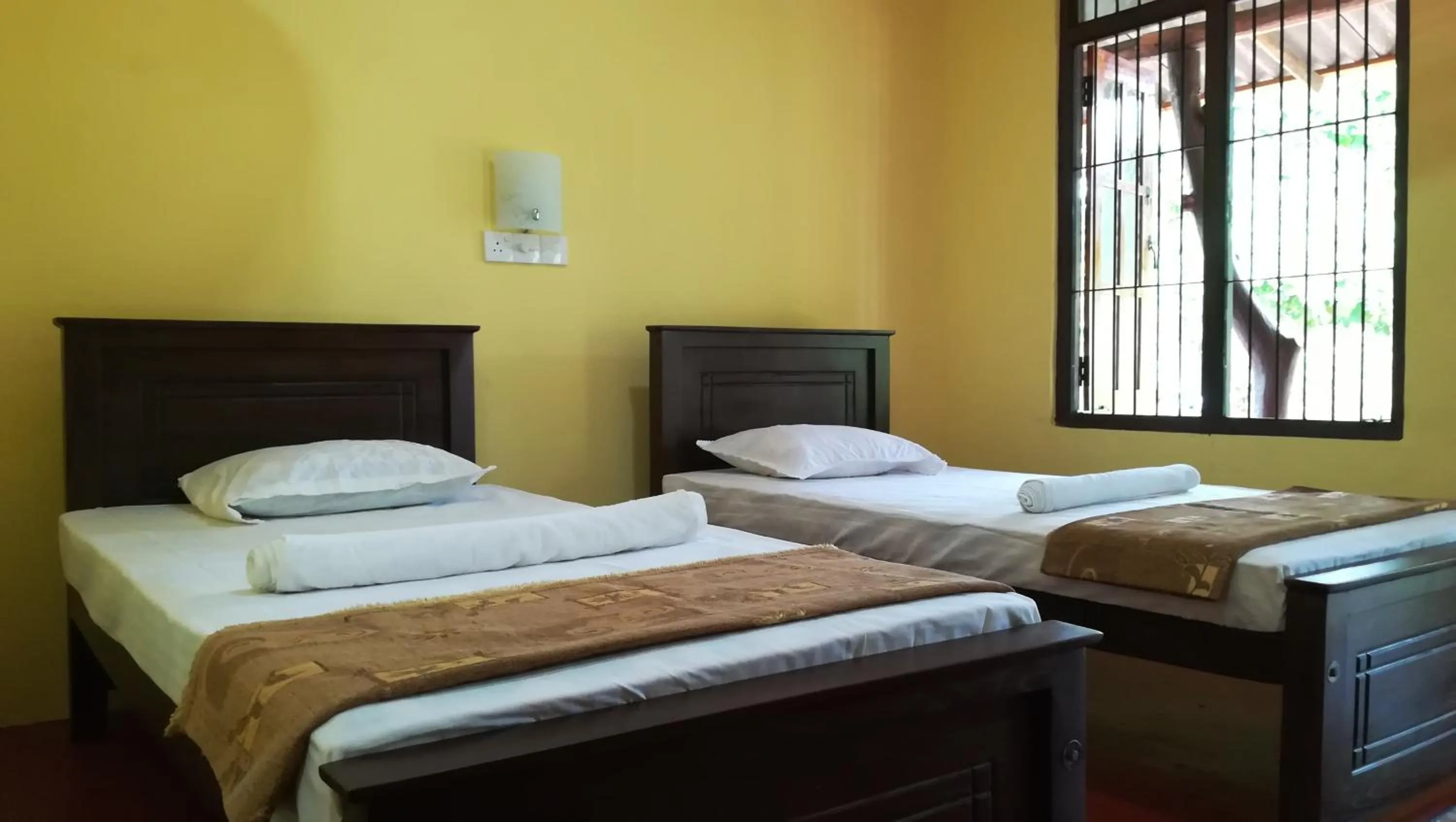 Bedroom, Bed in Araliya Self Cooking Resort Dambulla
