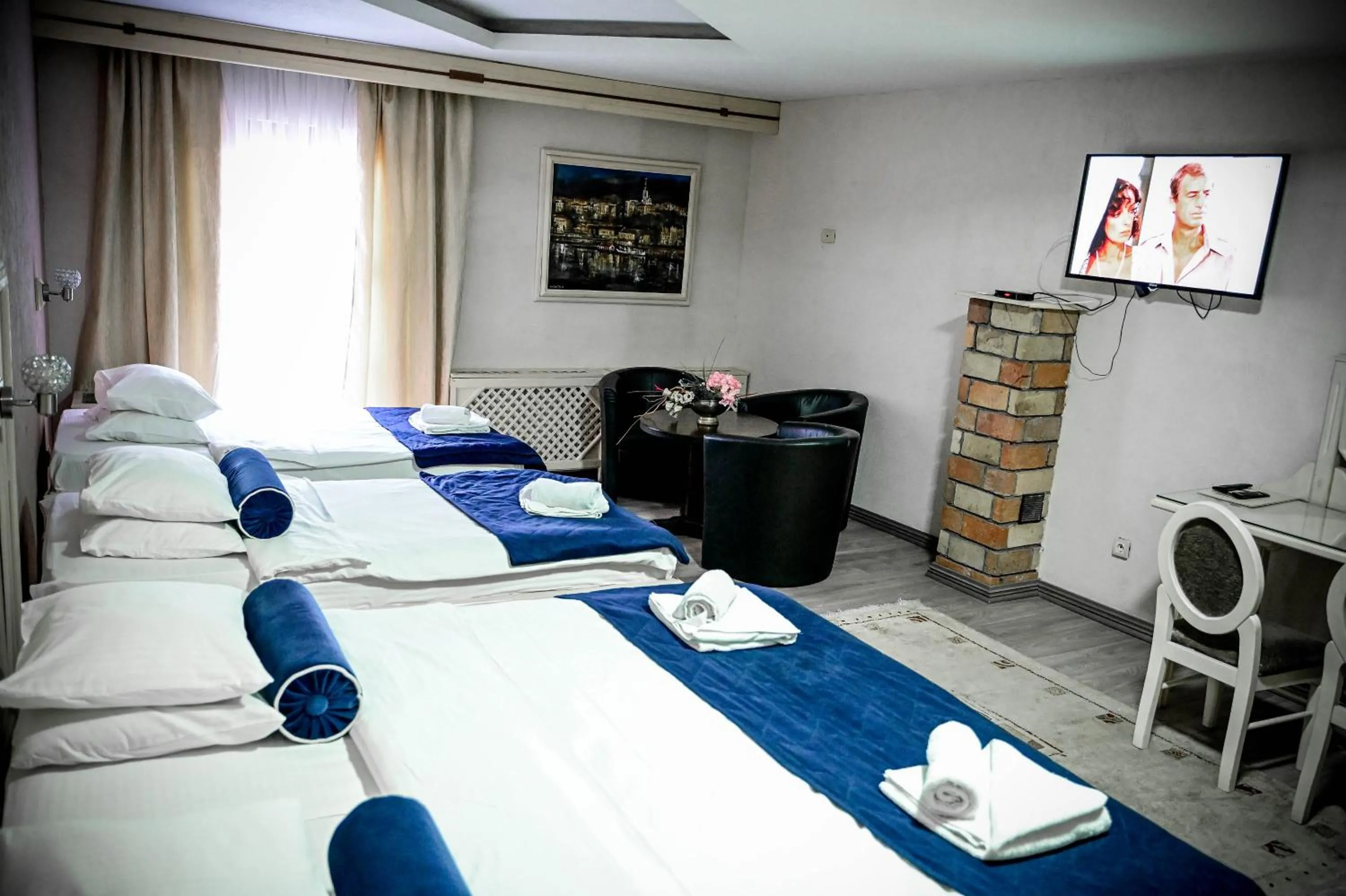TV and multimedia, Bed in Hotel Centar Balasevic