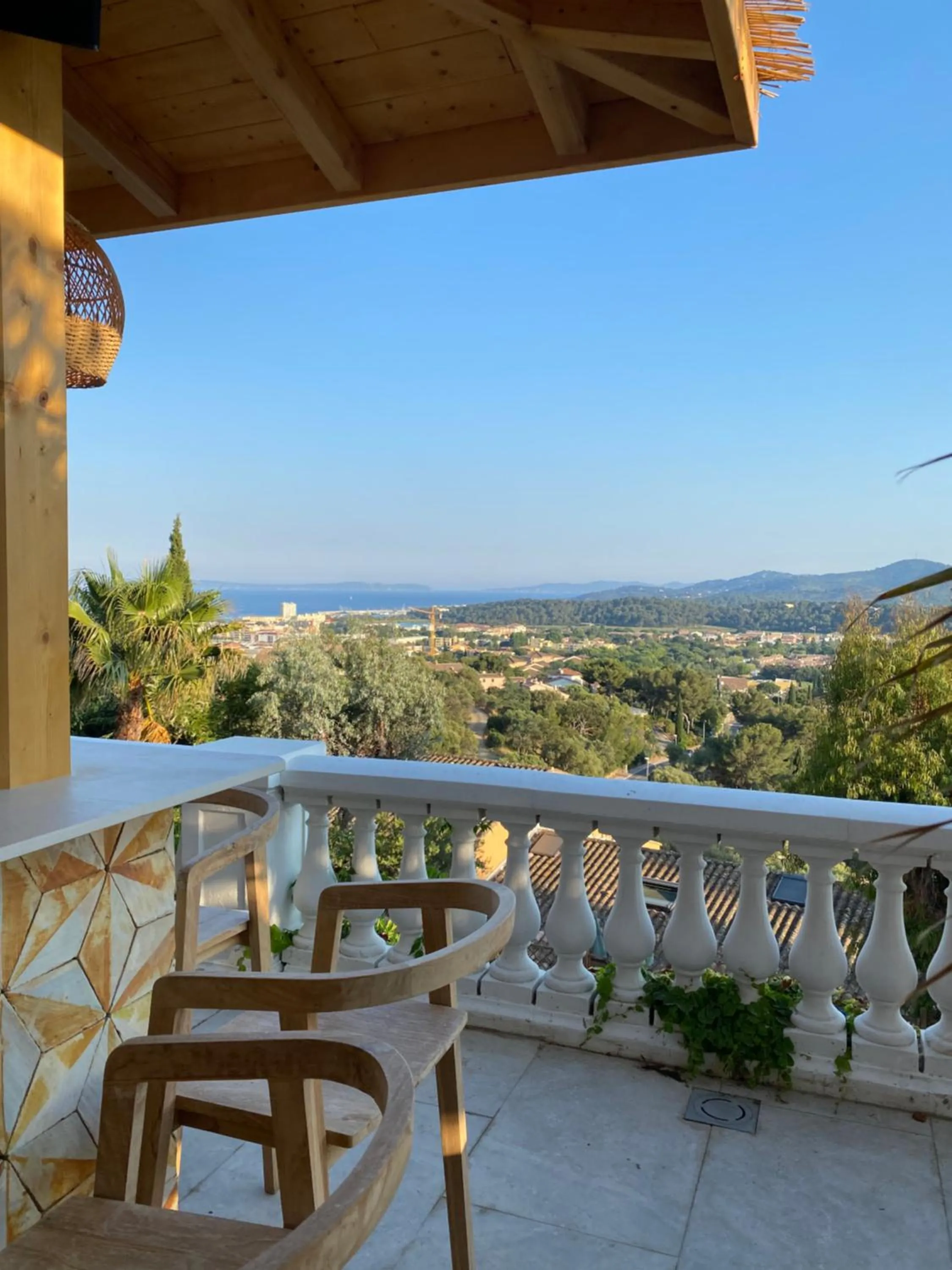 Balcony/Terrace in Le Mirage