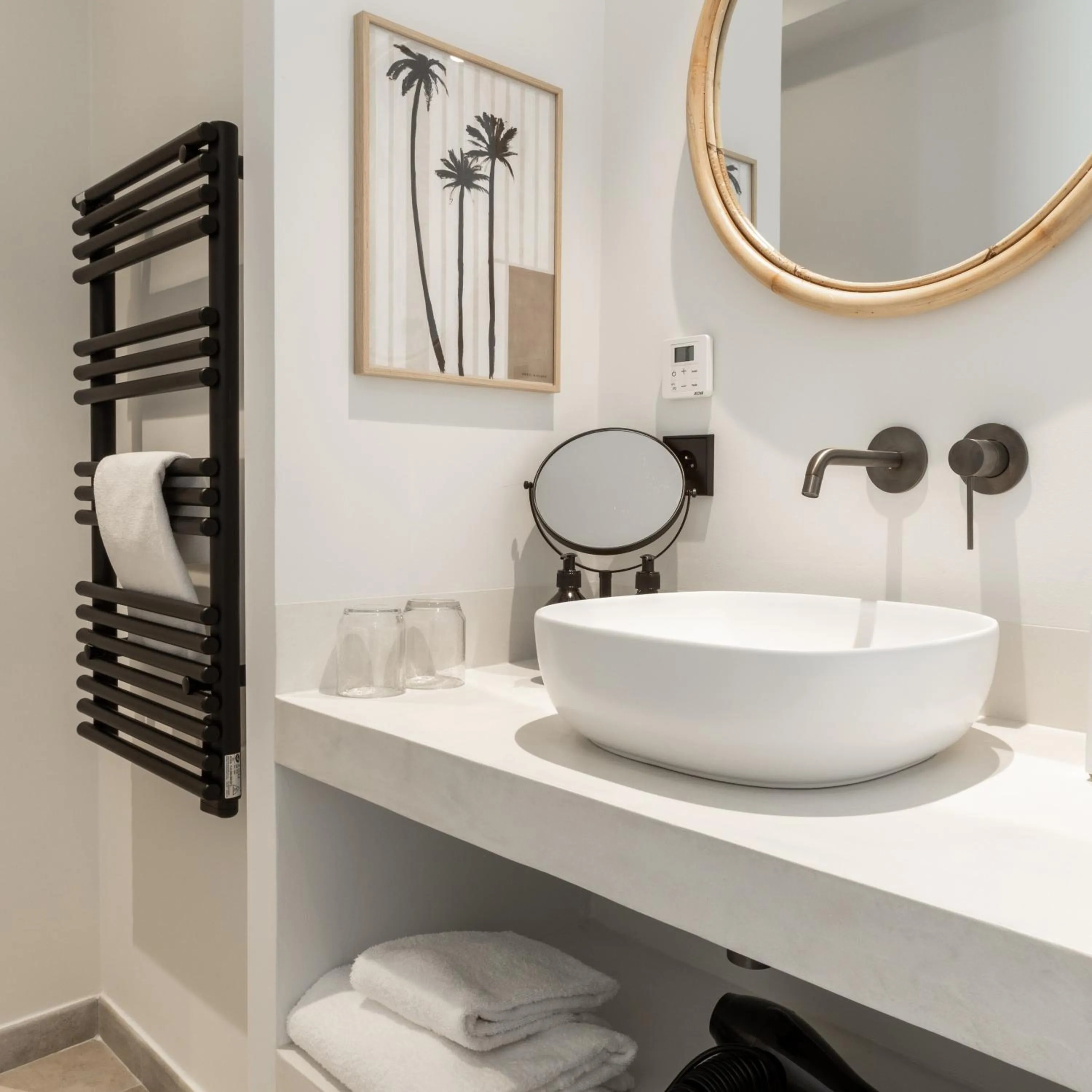 Bathroom in Le Mirage