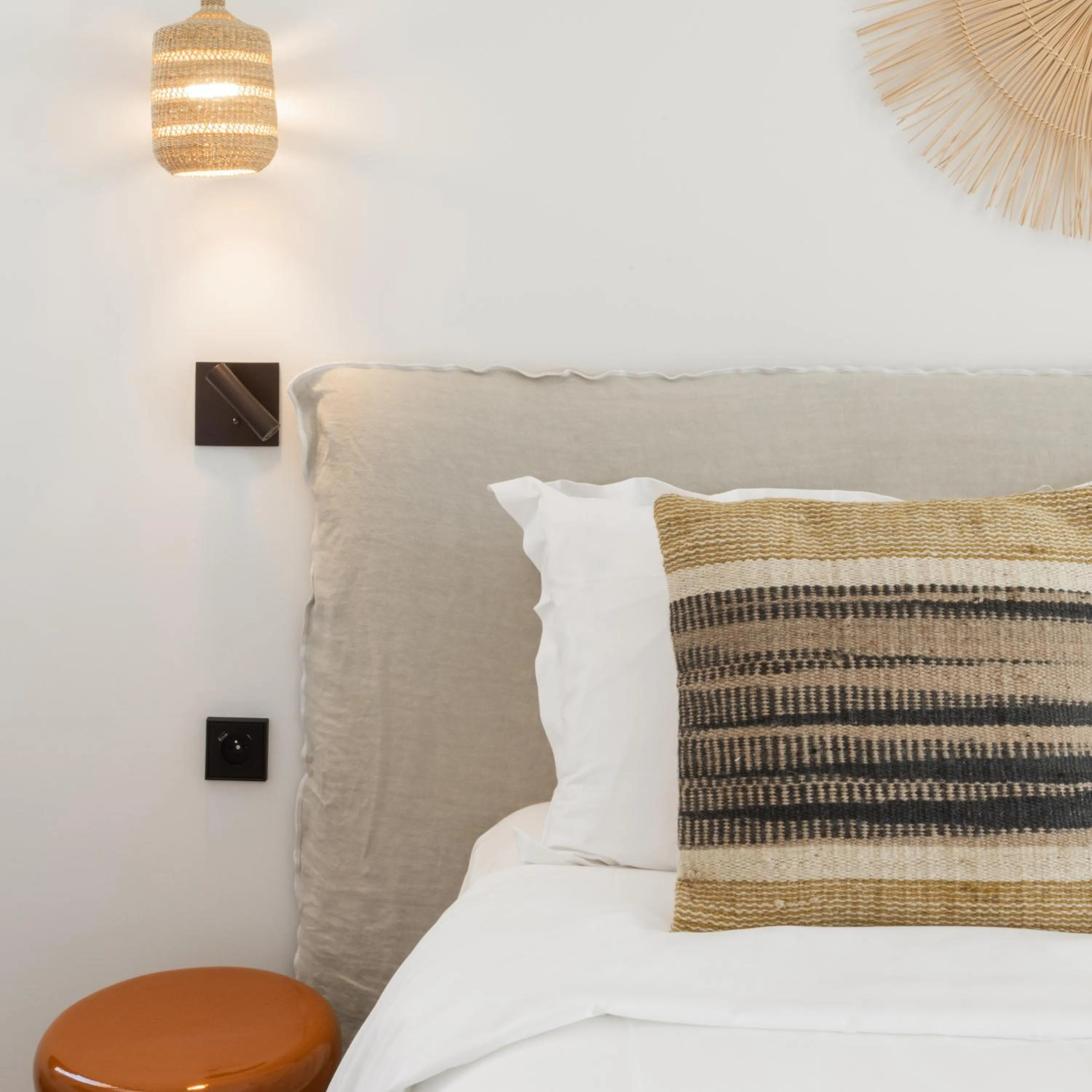 Bed in Le Mirage