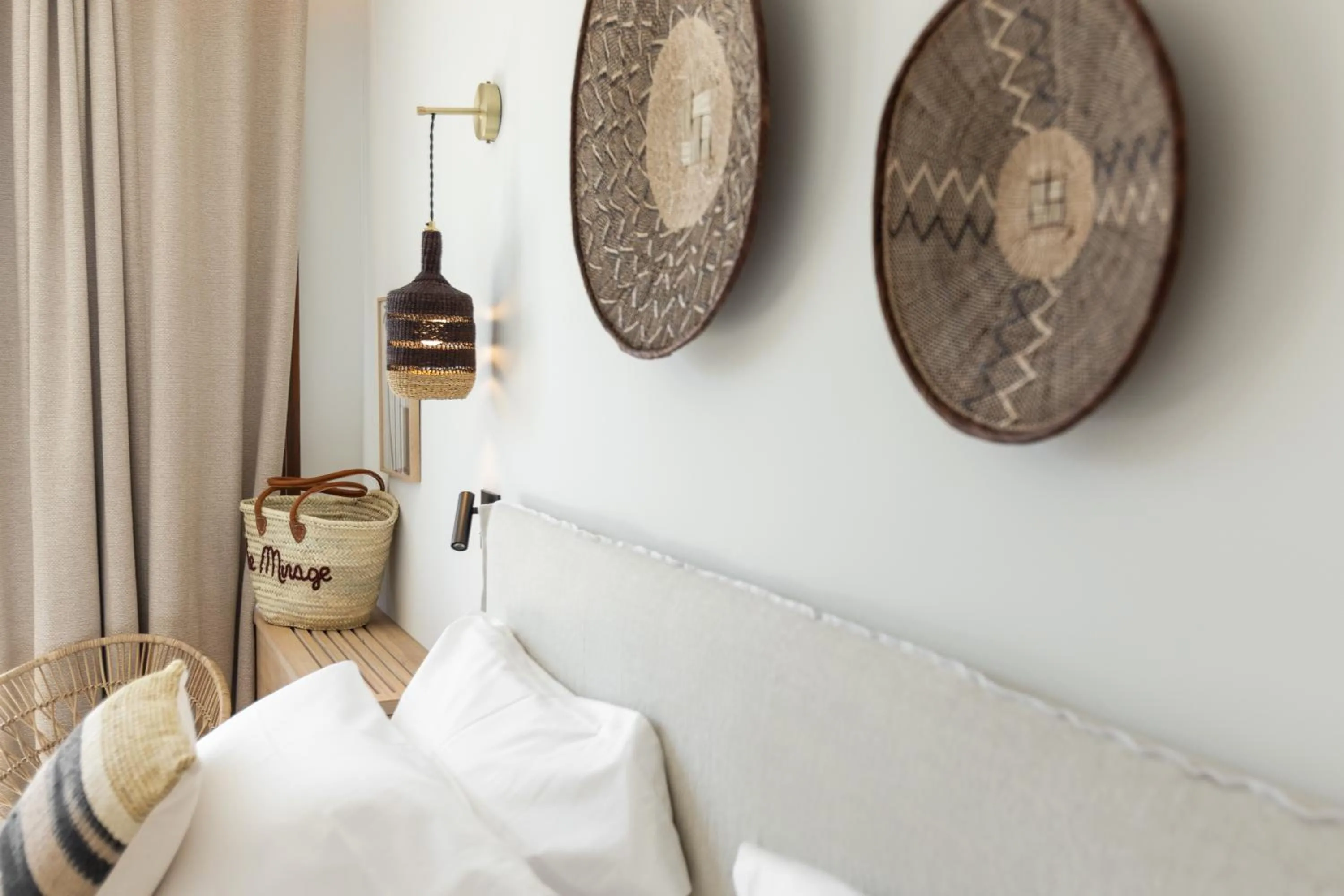 Bed in Le Mirage