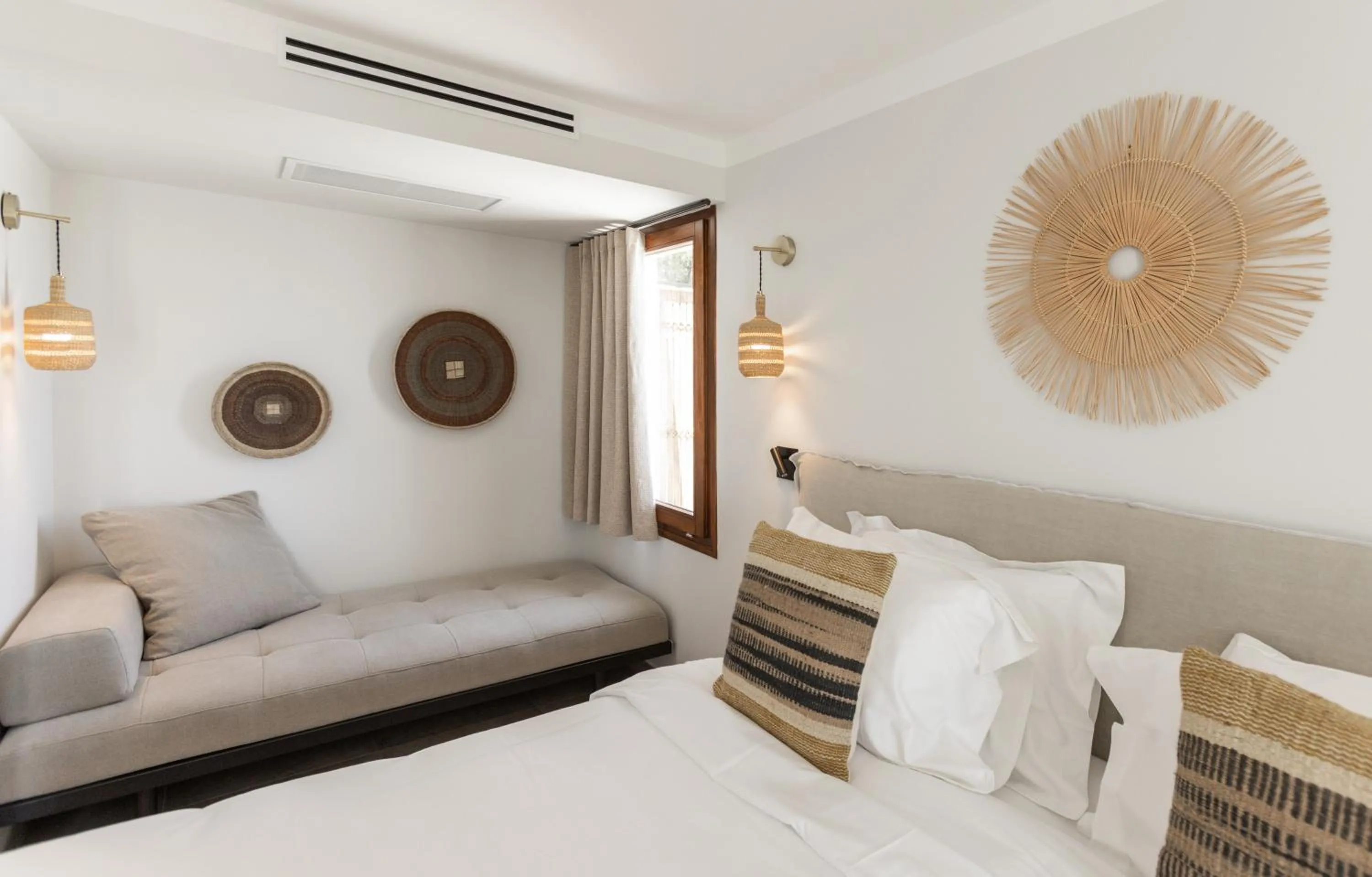 Bed in Le Mirage