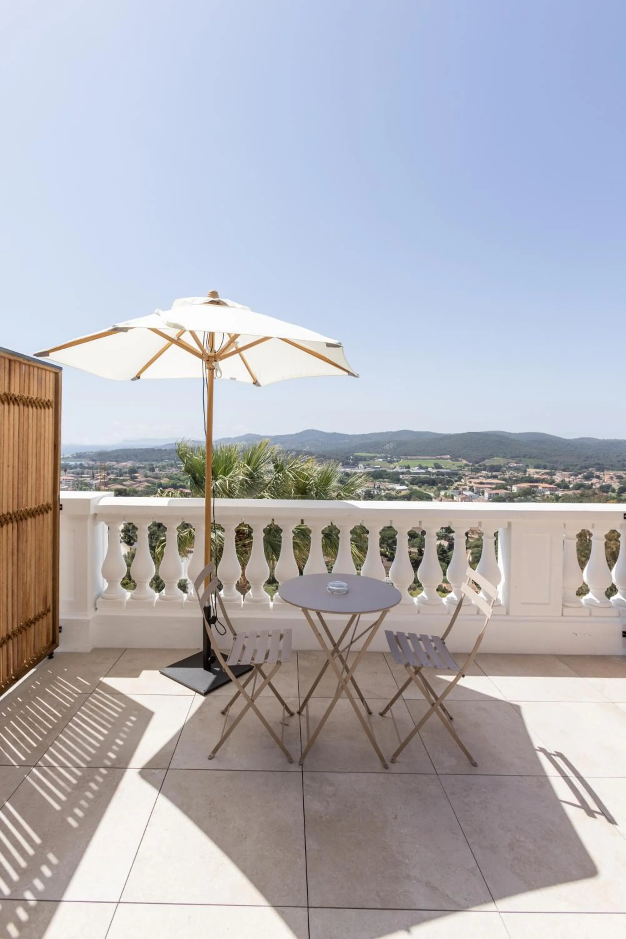 Balcony/Terrace in Le Mirage