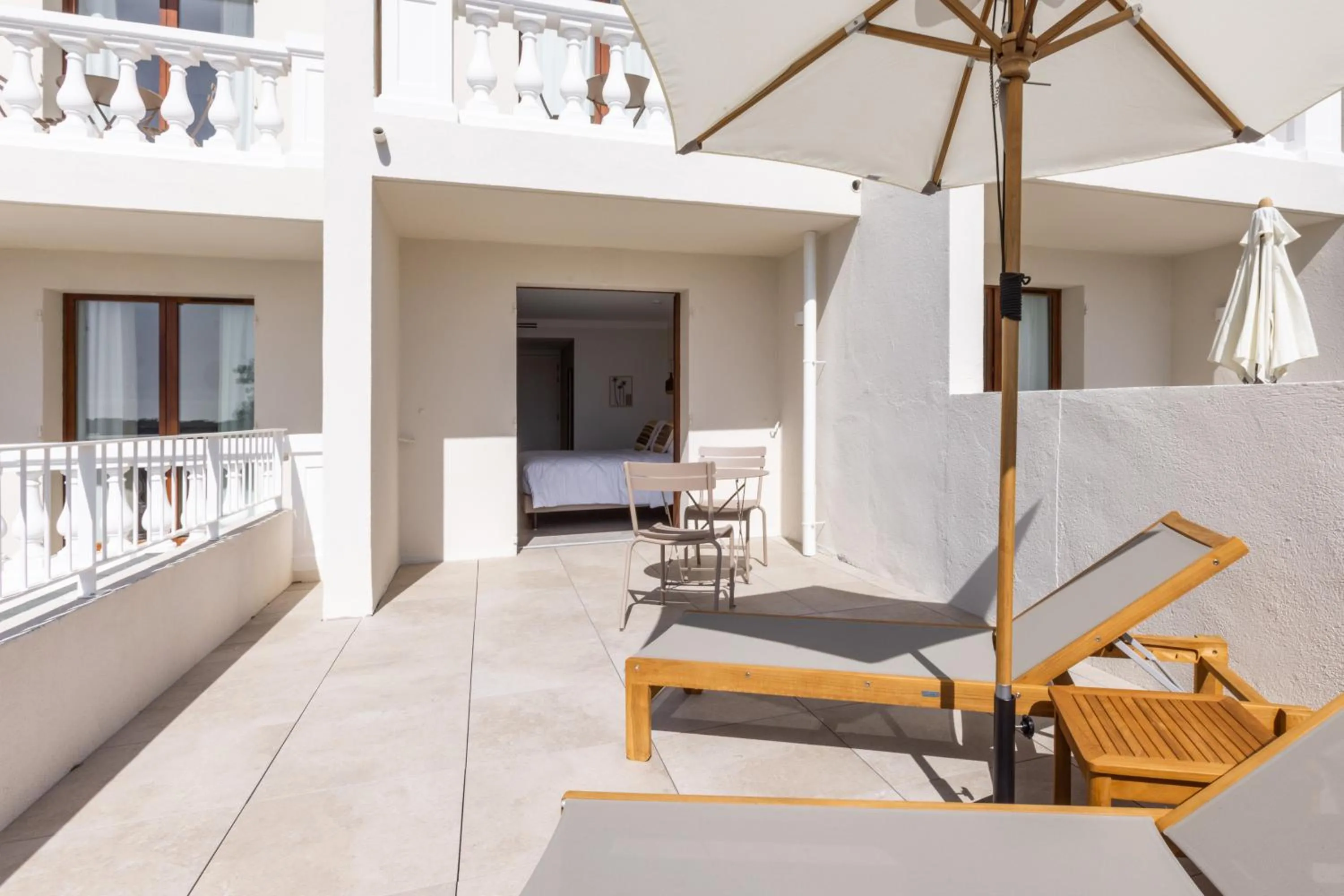 Balcony/Terrace in Le Mirage