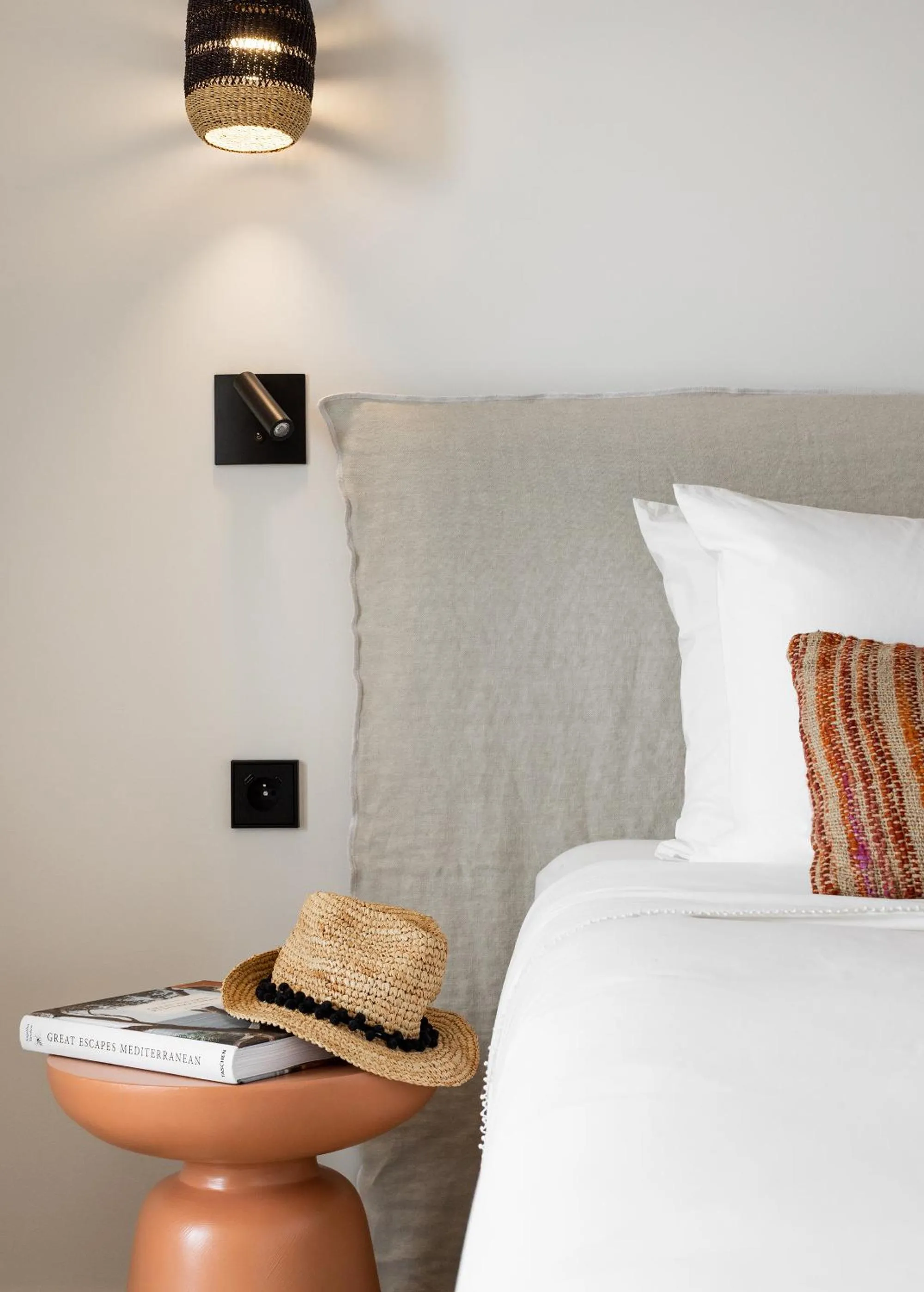 Bed in Le Mirage