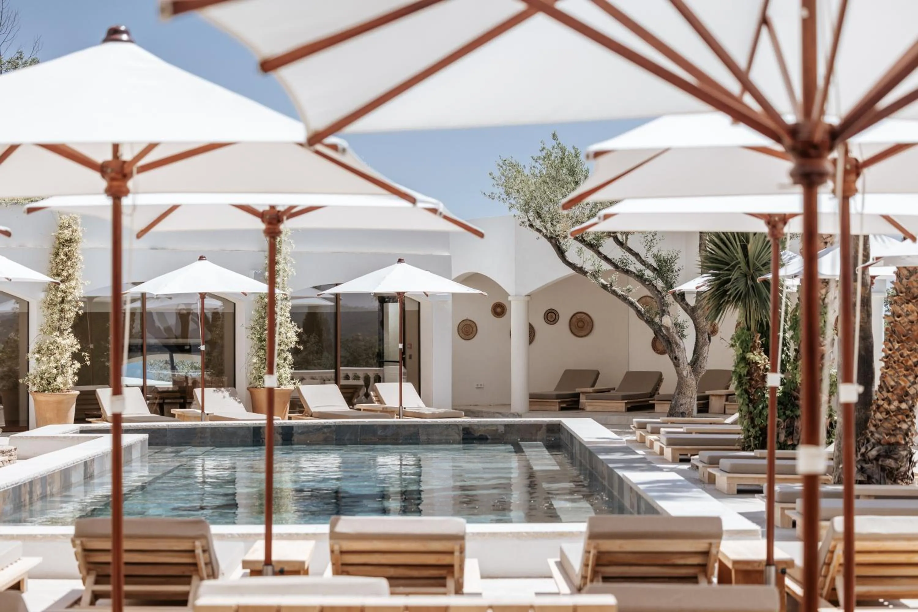 Swimming pool in Le Mirage