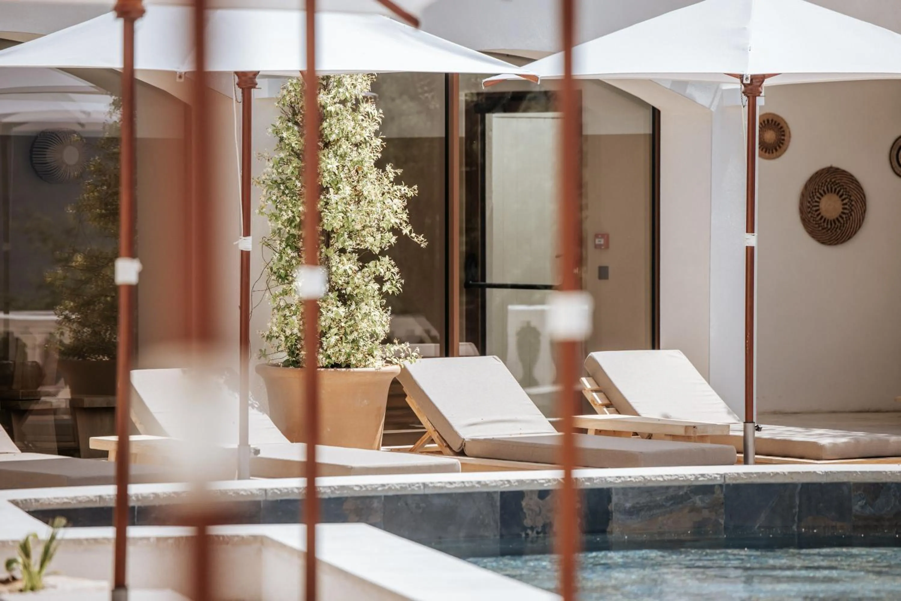 Swimming pool in Le Mirage