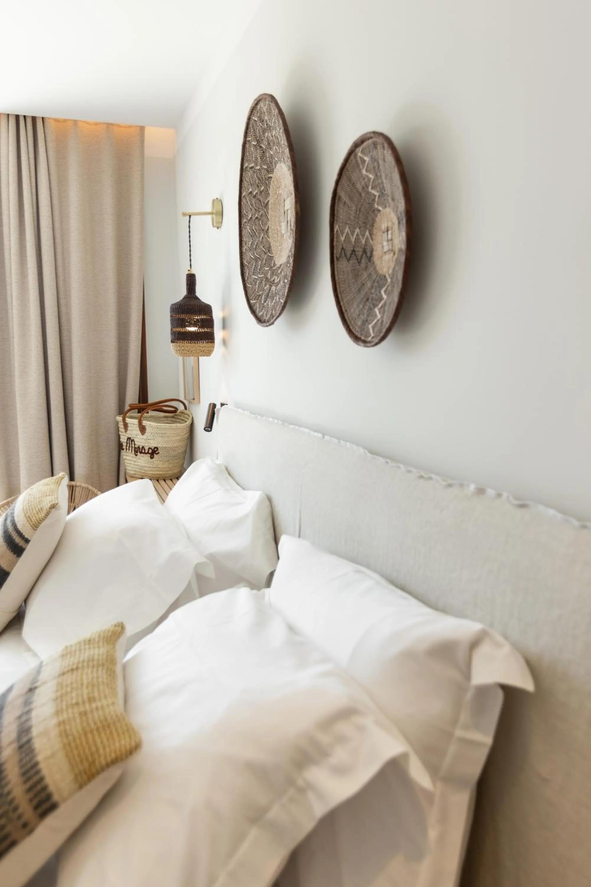 Bed in Le Mirage