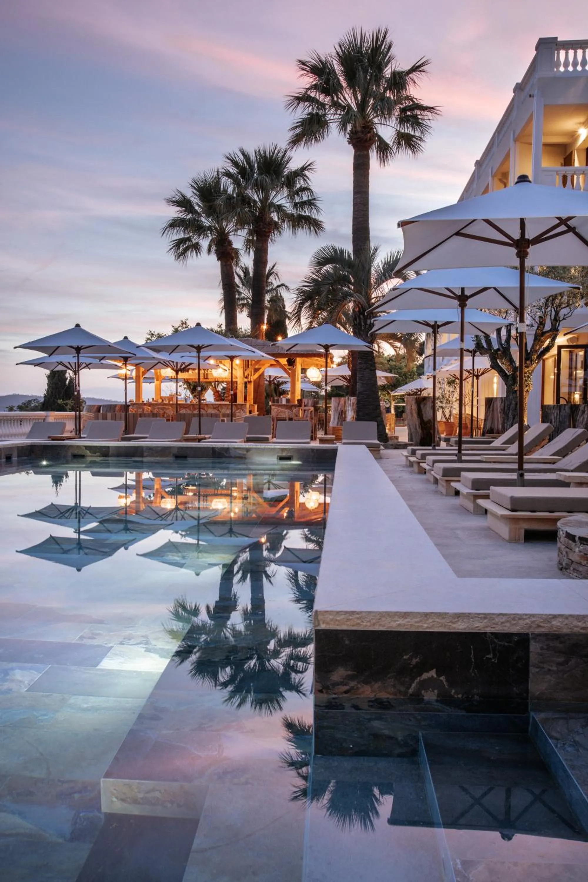 Swimming pool in Le Mirage