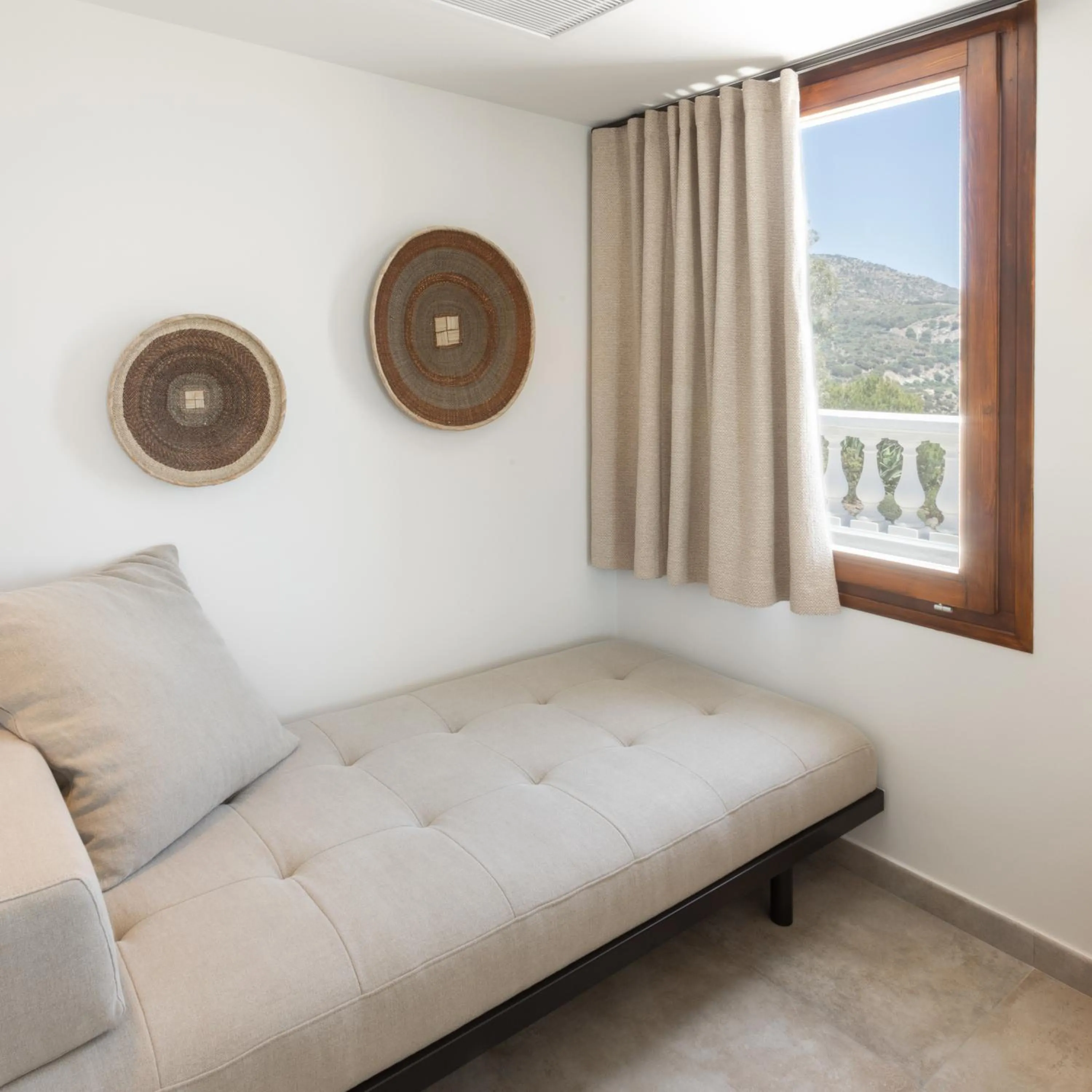 Bedroom, Bed in Le Mirage