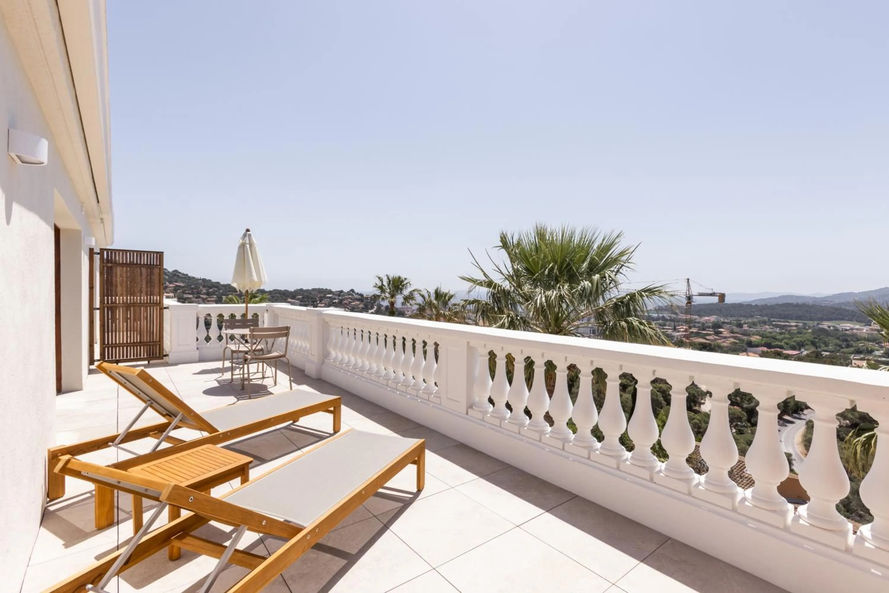 Balcony/Terrace in Le Mirage