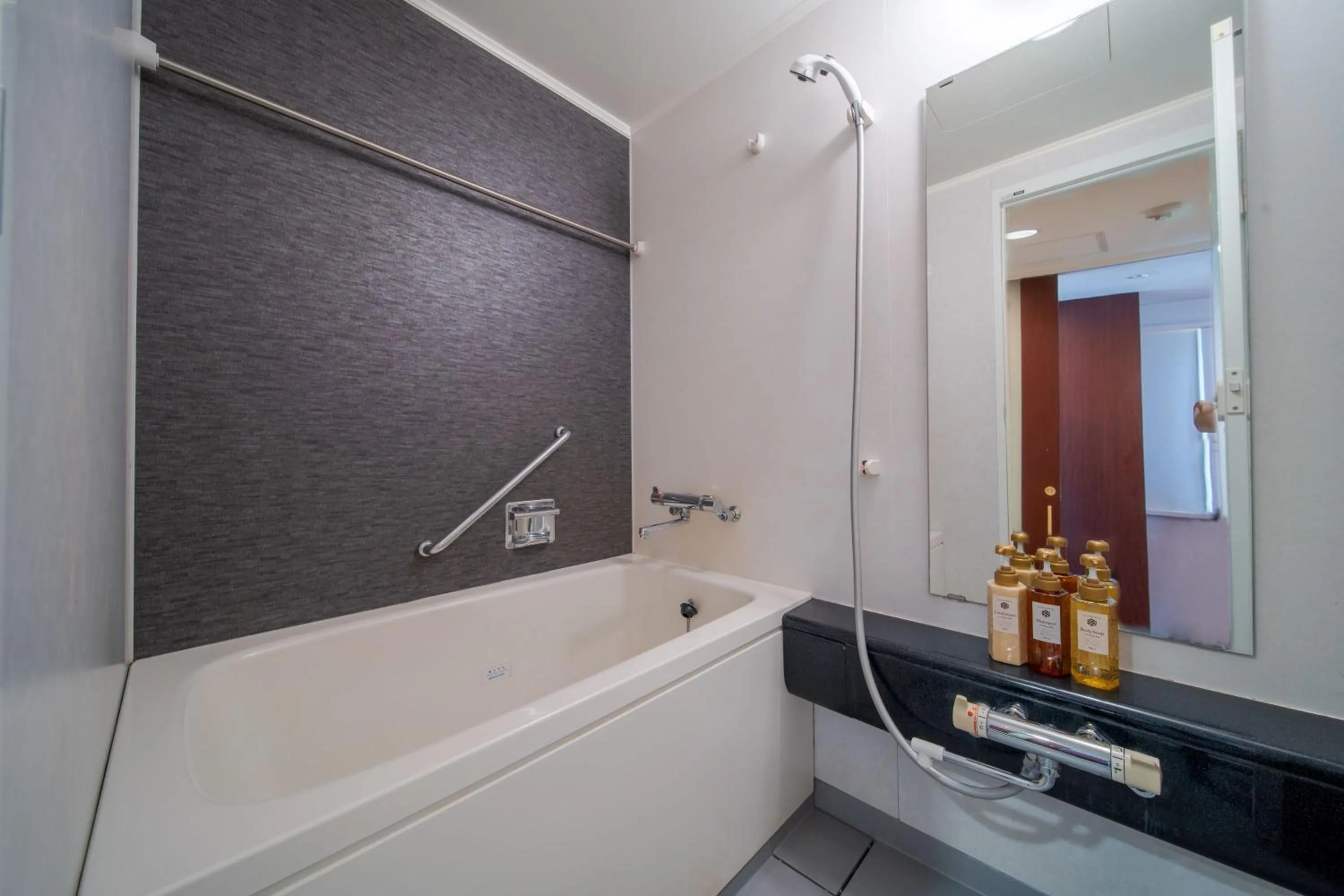 Bathroom in Meitetsu Inn Nagoya Ekimae