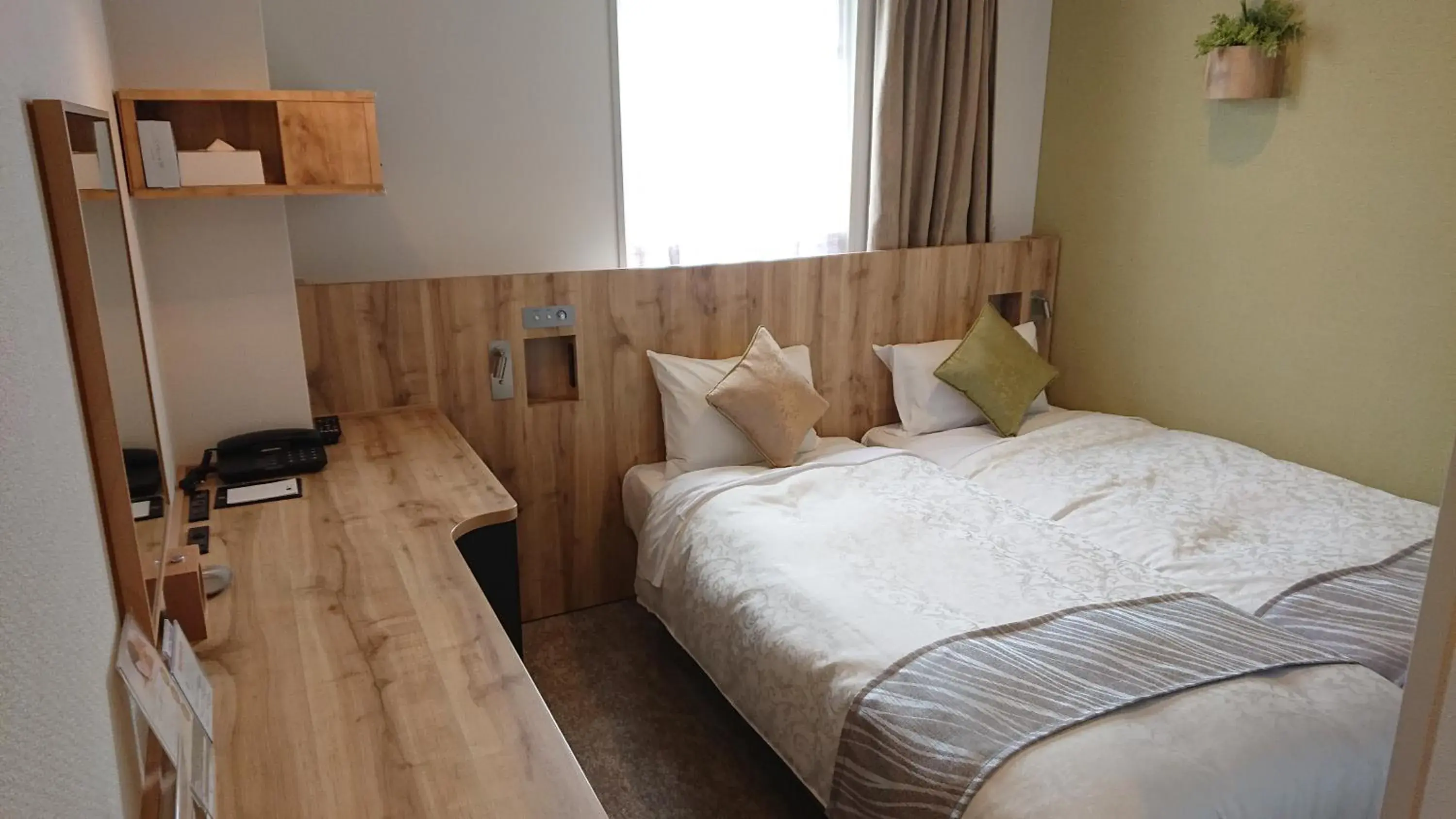 Bed in Meitetsu Inn Nagoya Sakuradori Bed in Meitetsu Inn Nagoya Sakuradori