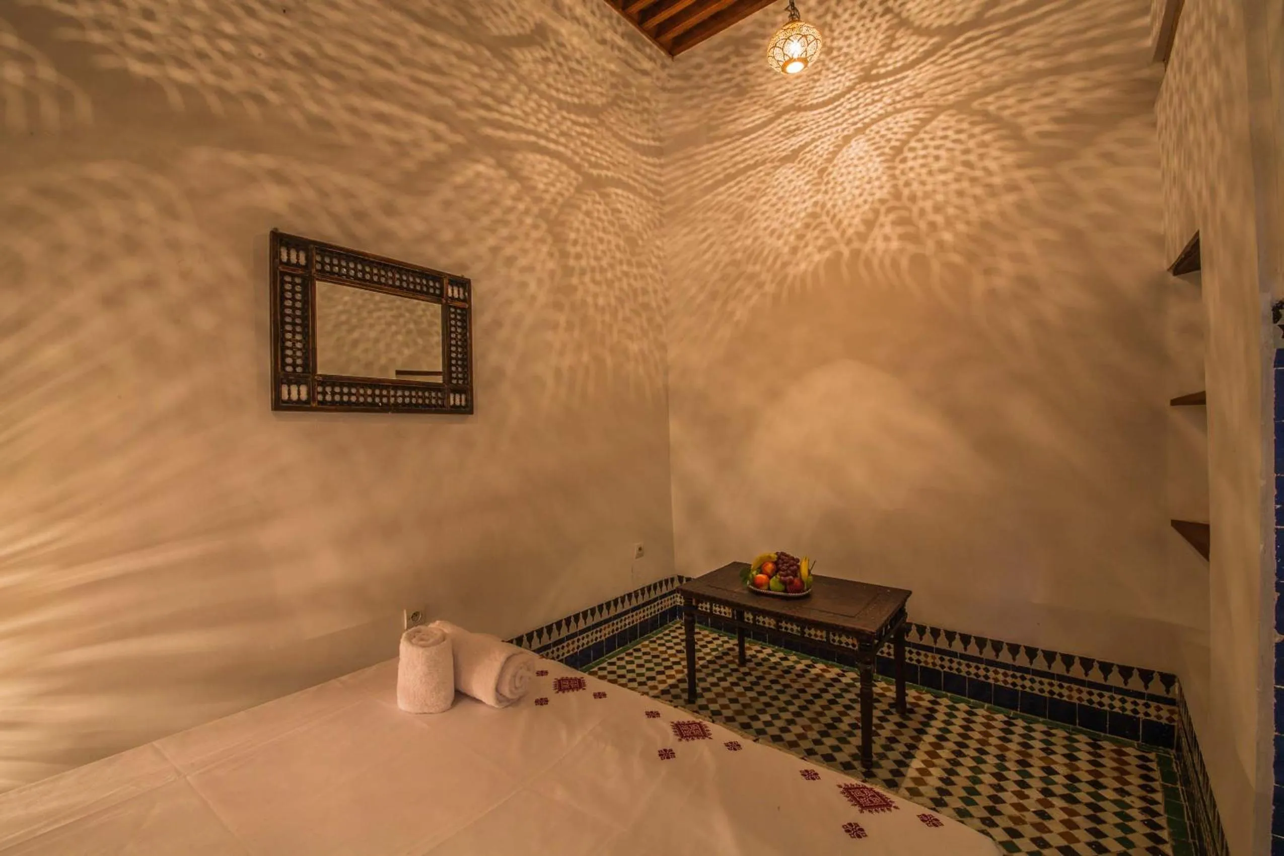 Property building, Bed in Riad Gzira Fez