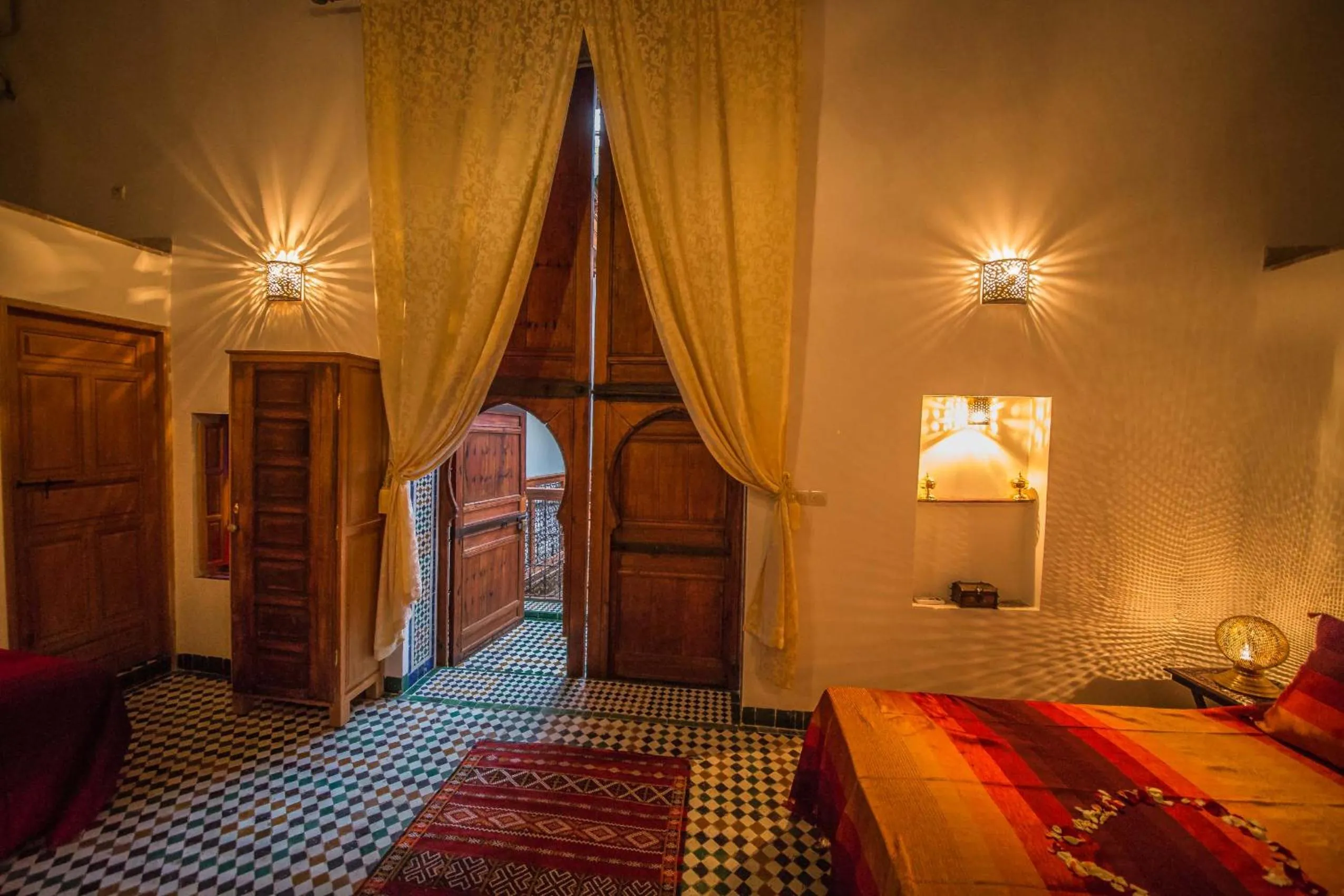 Property building, Bed in Riad Gzira Fez