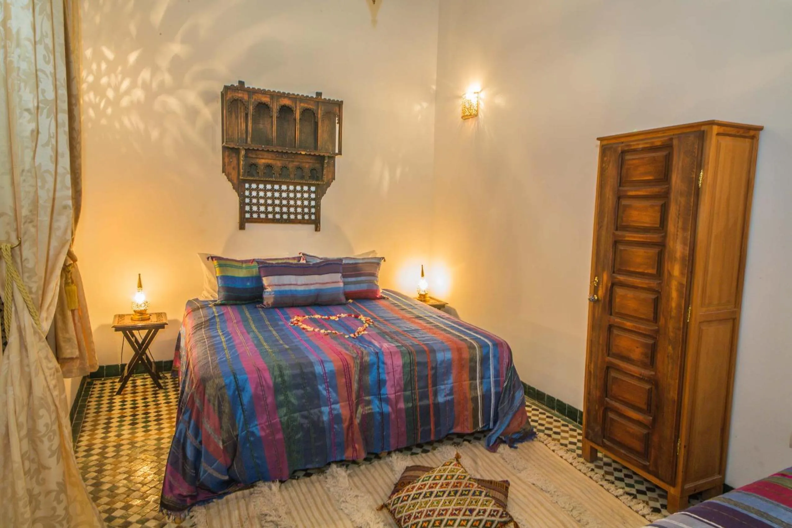 Property building, Bed in Riad Gzira Fez