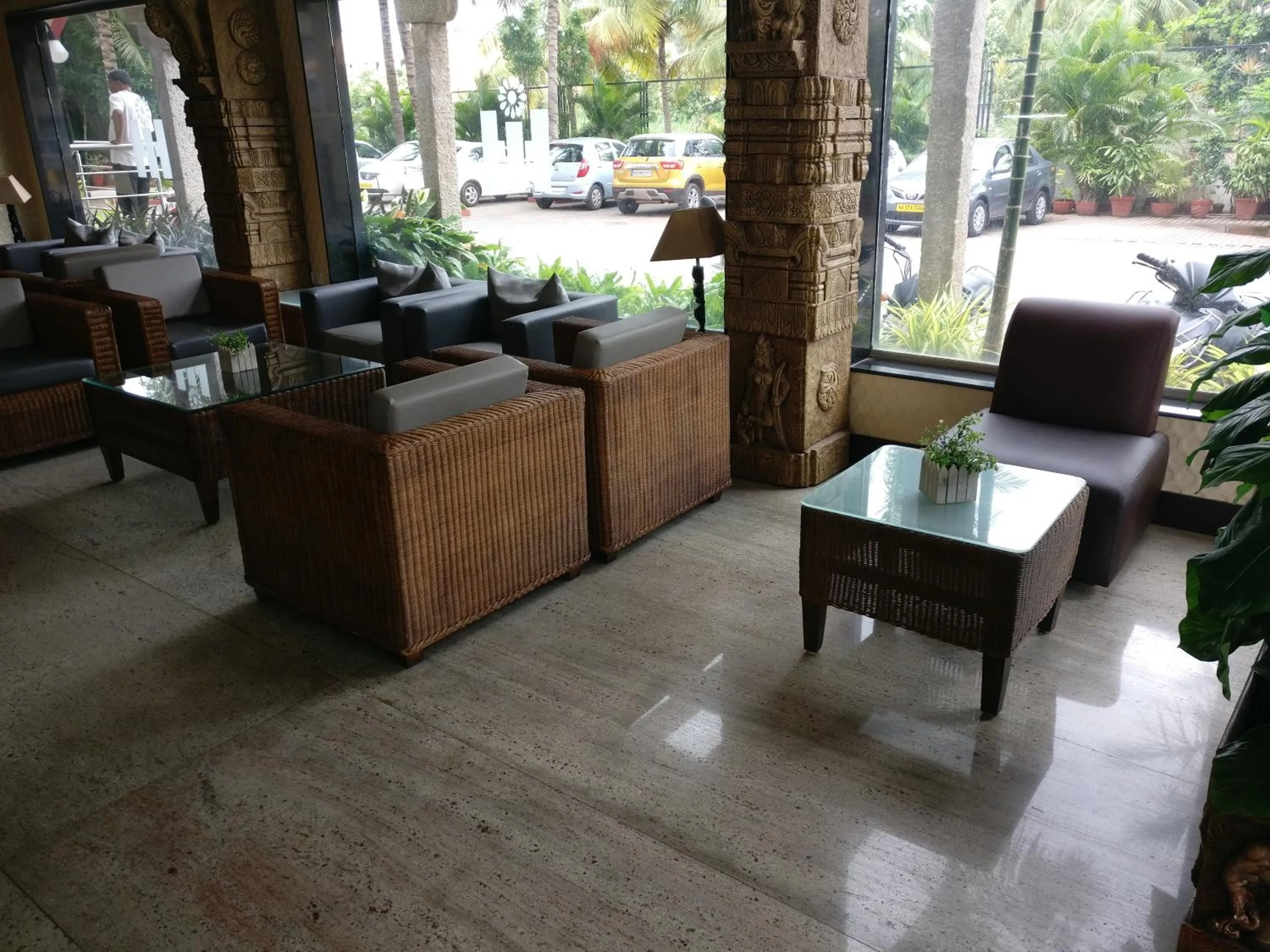 Restaurant/places to eat in Hotel Hampi International