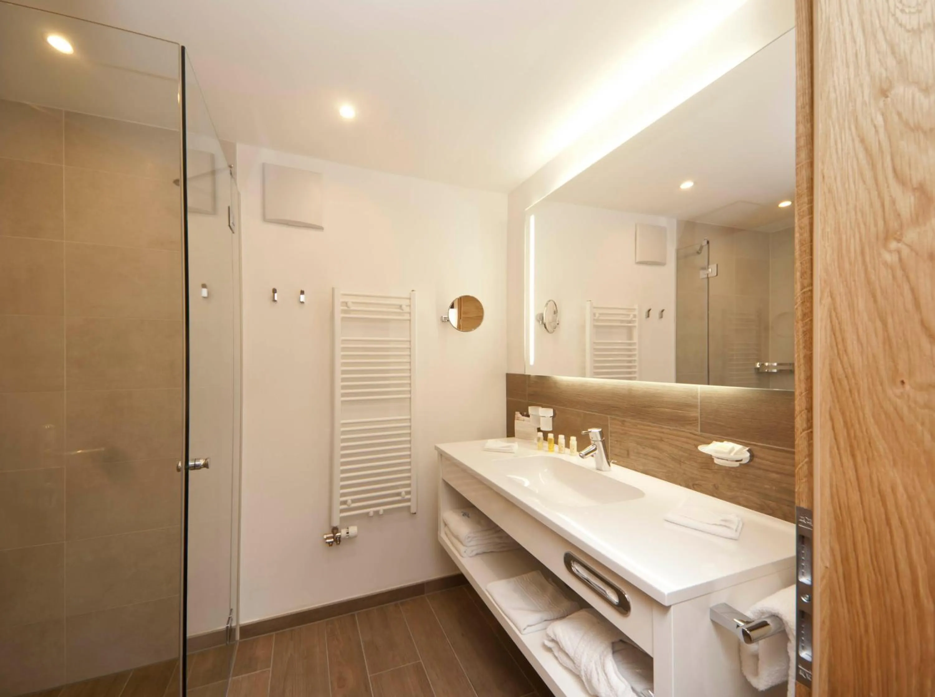 Bathroom in Waldpark Hotel Garni