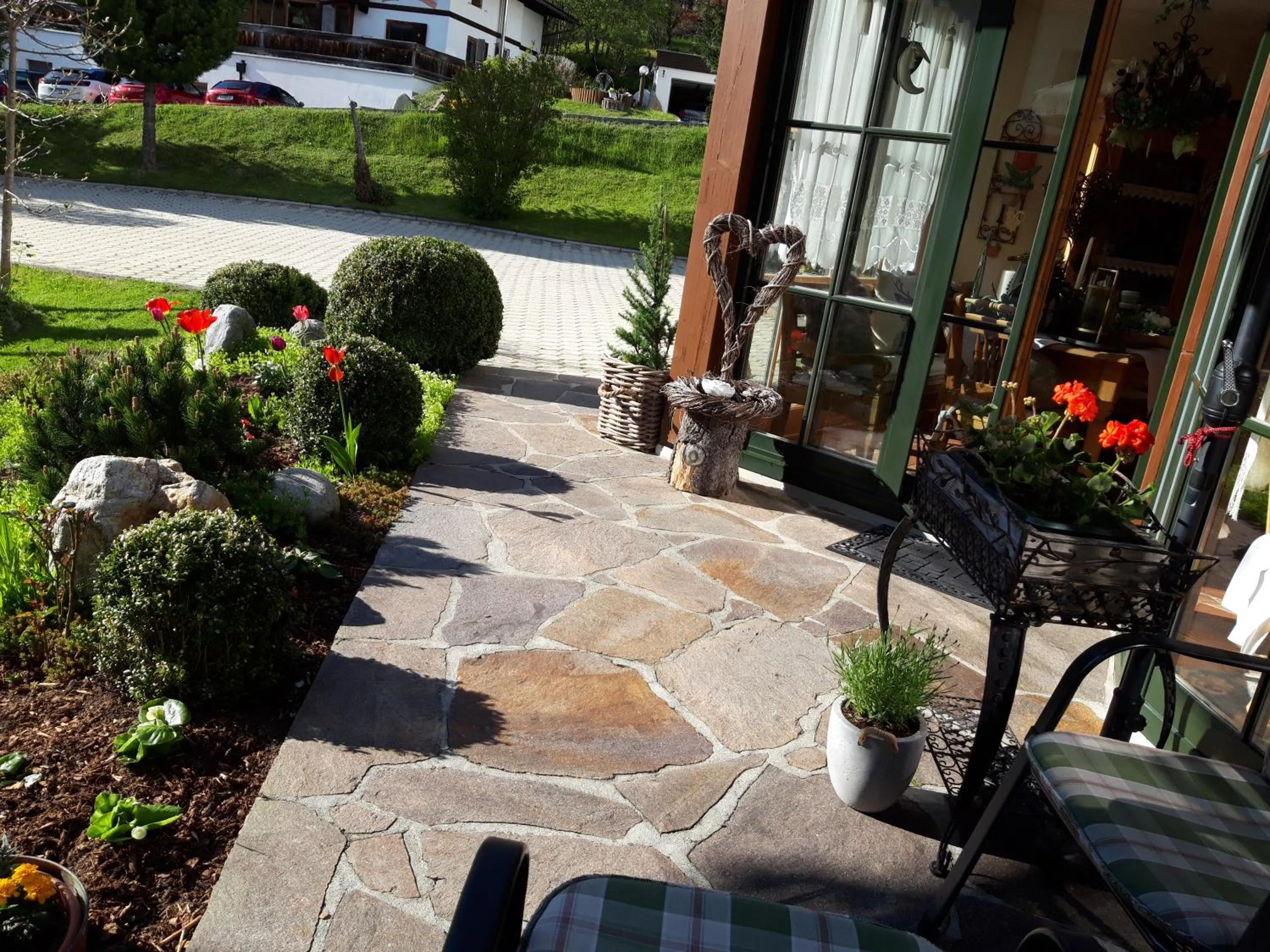 Garden view in Landhaus Dengg