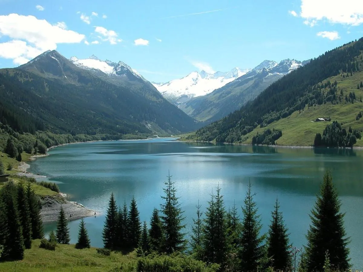 Lake view in Landhaus Dengg