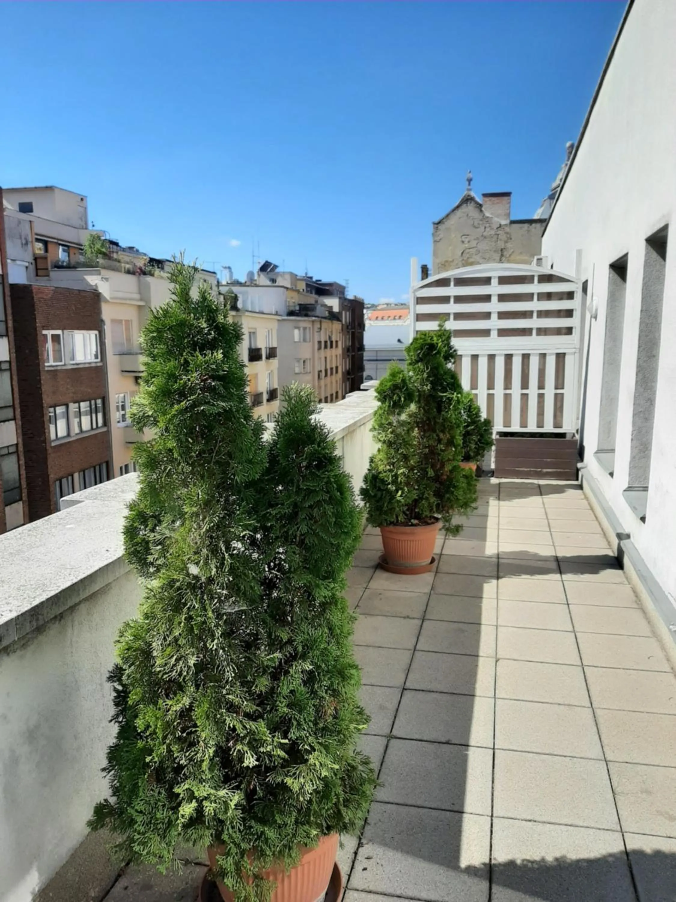 Balcony/Terrace in Trendy Deluxe Apartments