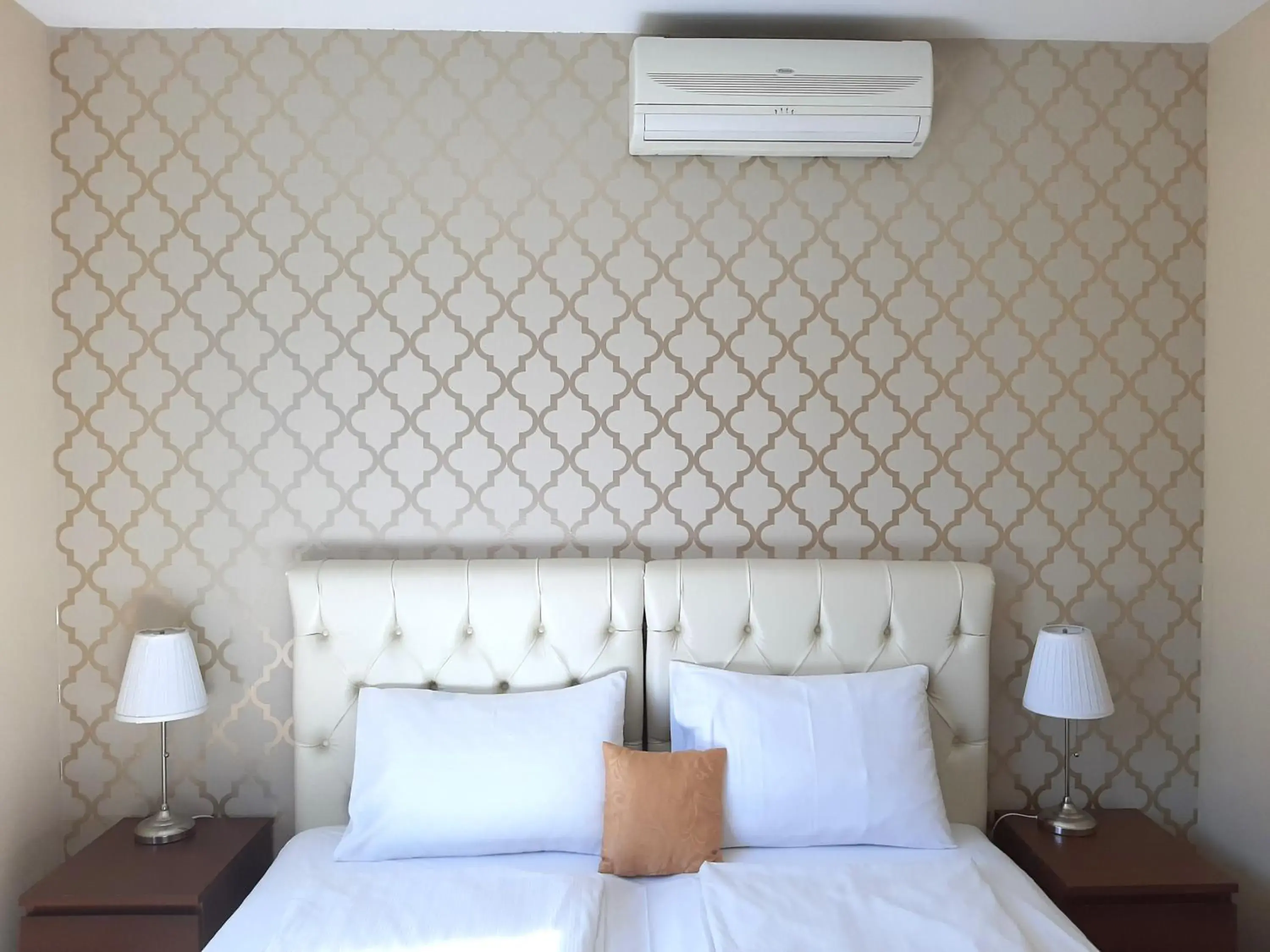 Bedroom, Bed in Trendy Deluxe Apartments Bedroom, Bed in Trendy Deluxe Apartments