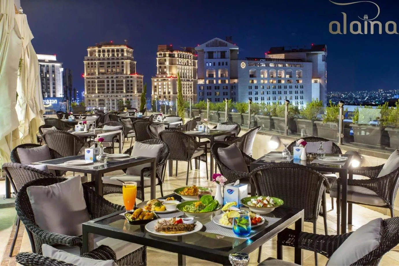 Restaurant/places to eat in Retaj Hotel