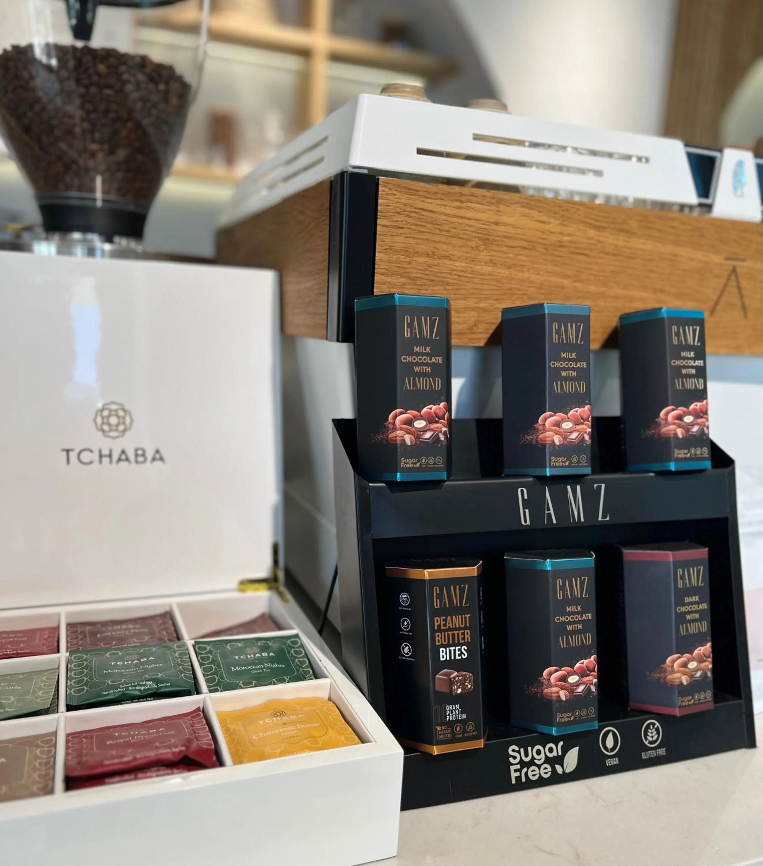 Restaurant/places to eat in Retaj Hotel