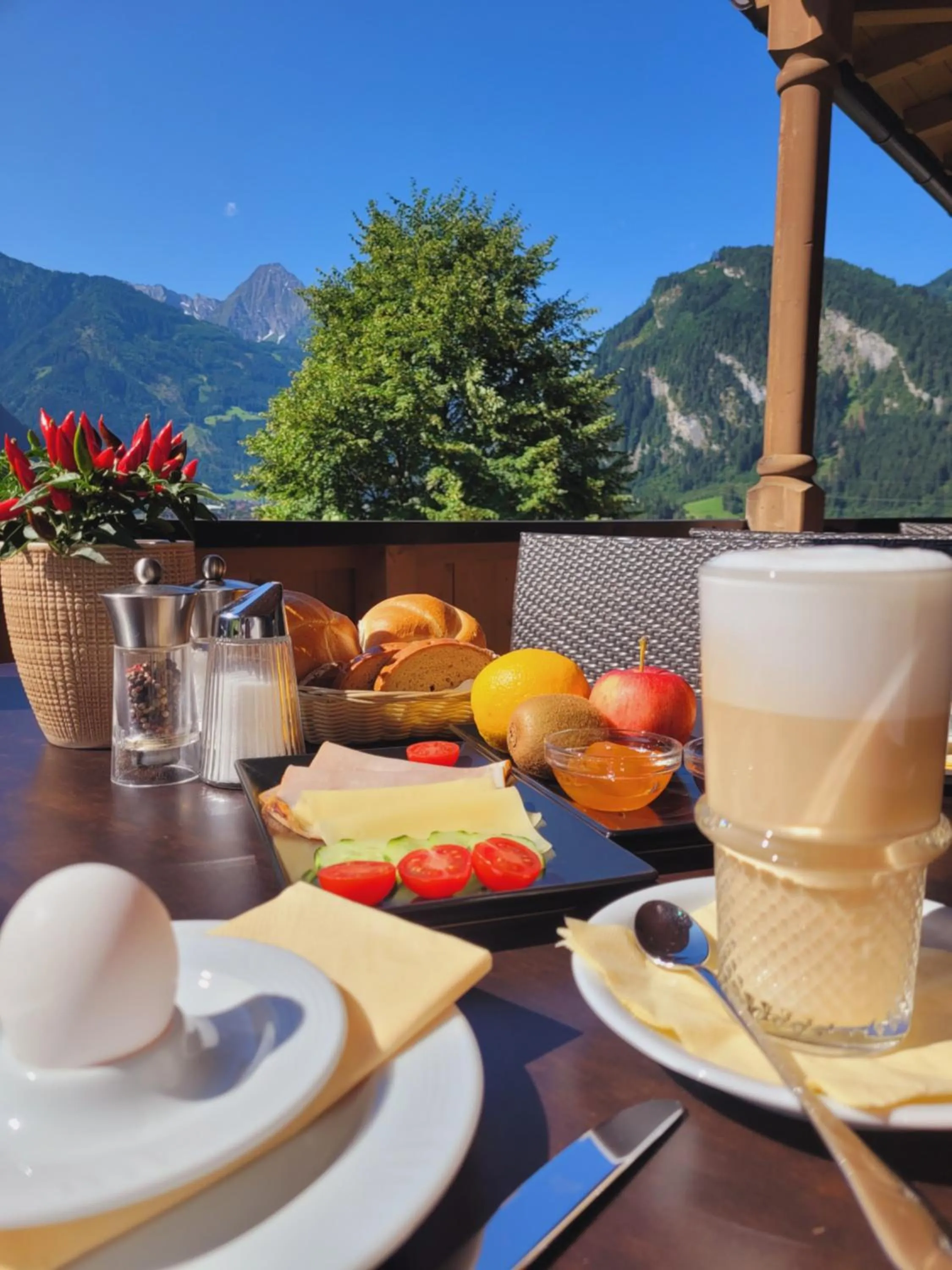 Breakfast in Hotel Eckartauerhof