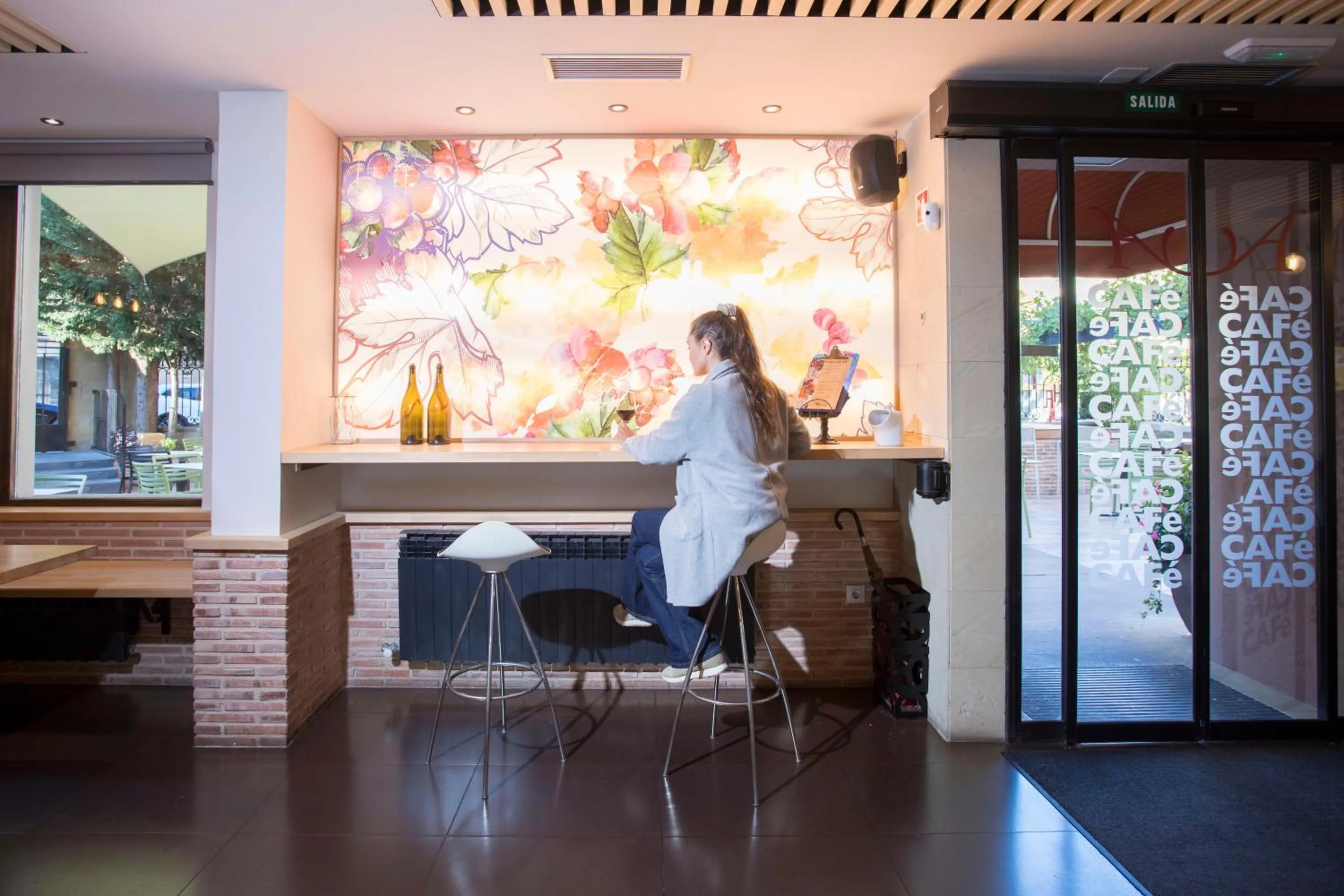 Lounge or bar in Hotel Arrope