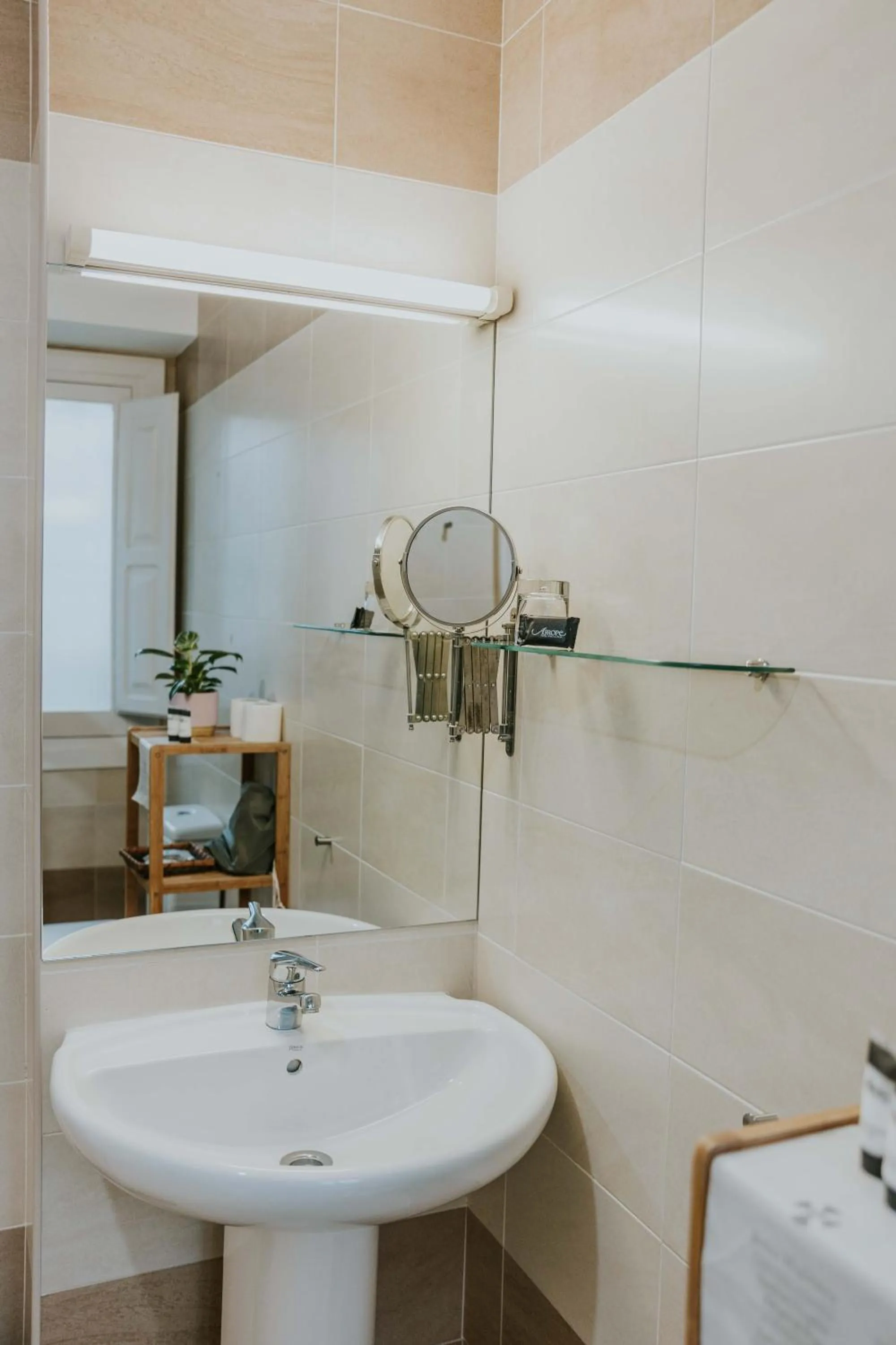 Bathroom in Hotel Arrope