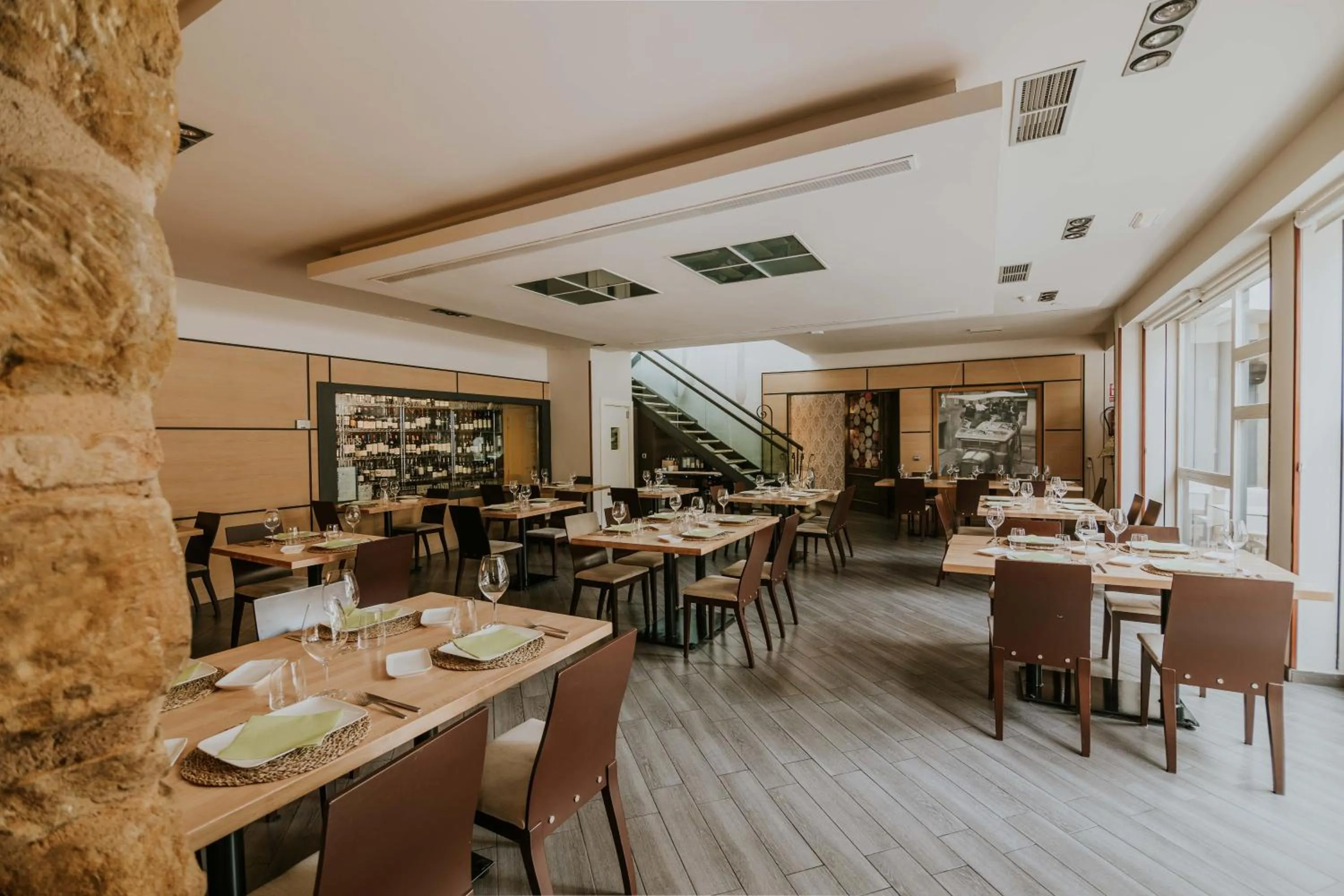 Restaurant/places to eat in Hotel Arrope