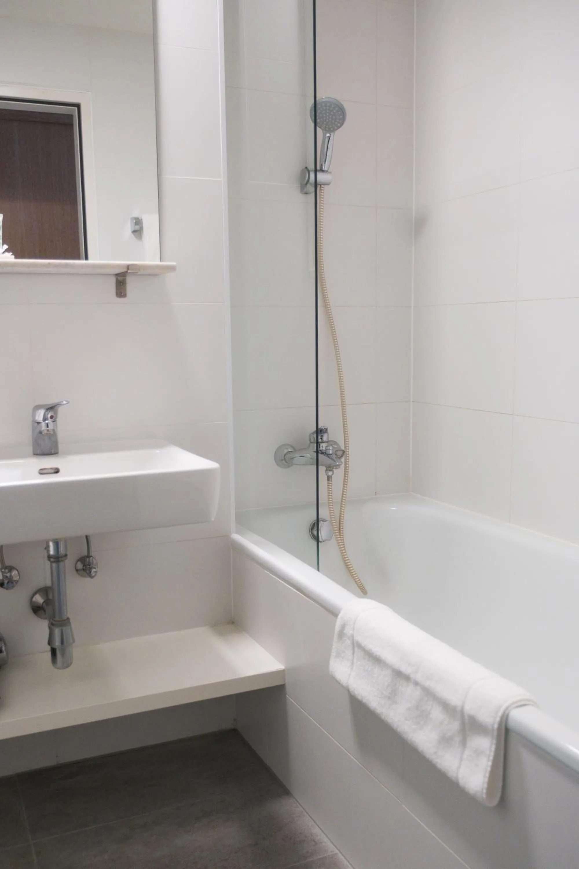 Bathroom in Dom-Hotel