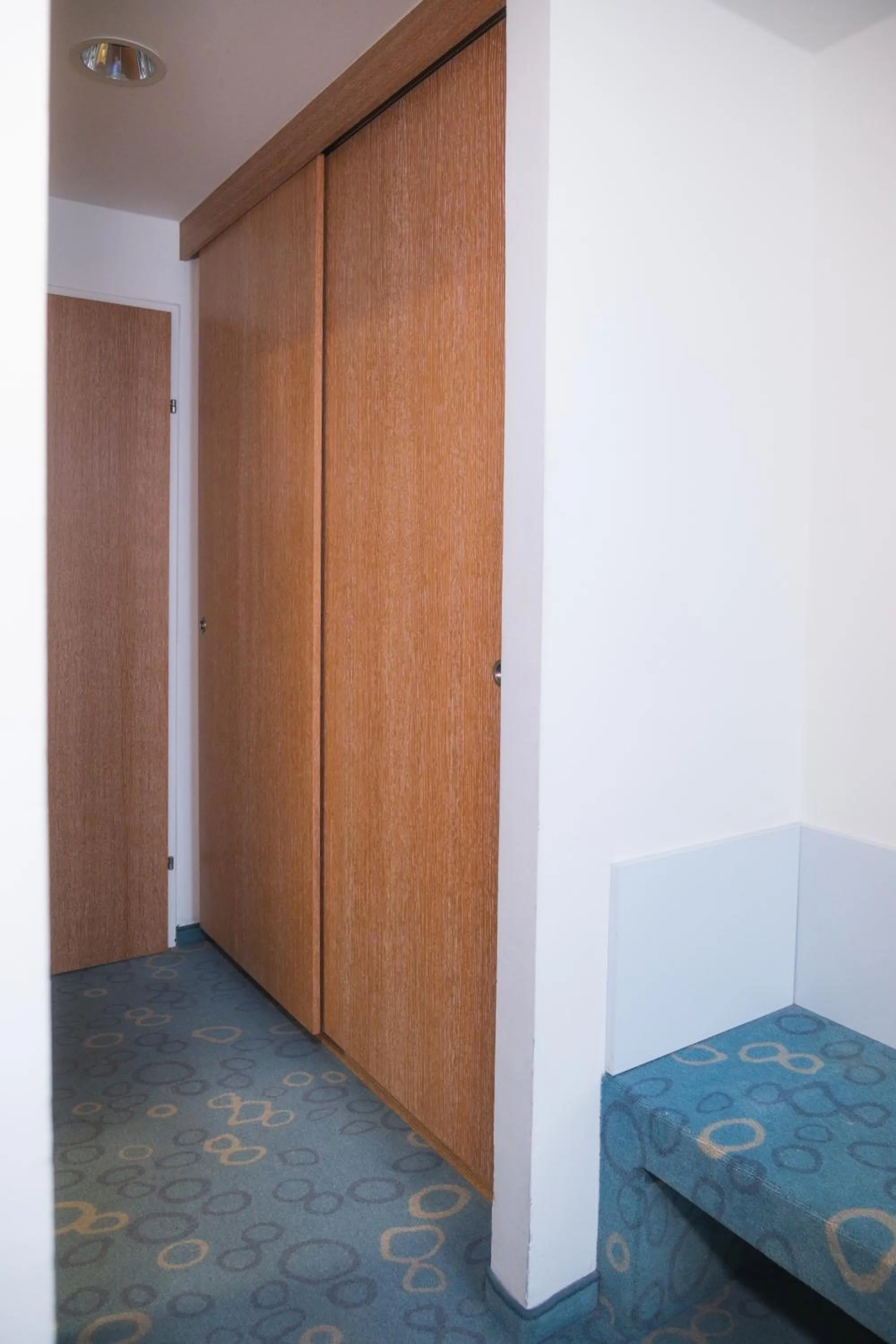 storage, Bed in Dom-Hotel