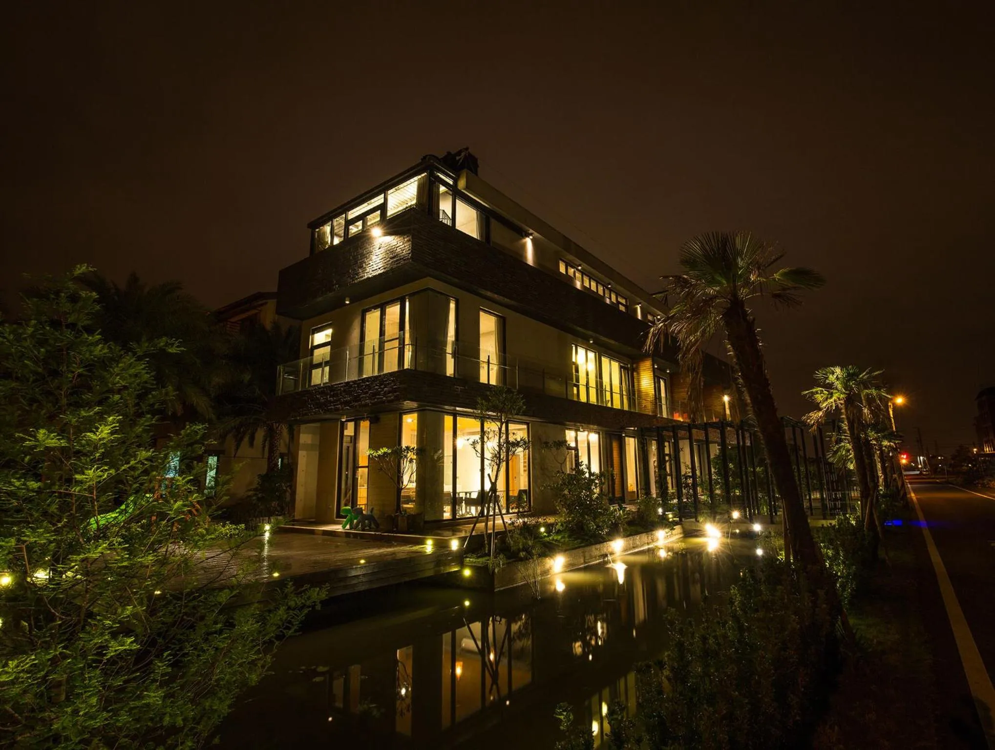 Property building in Island Sunrise