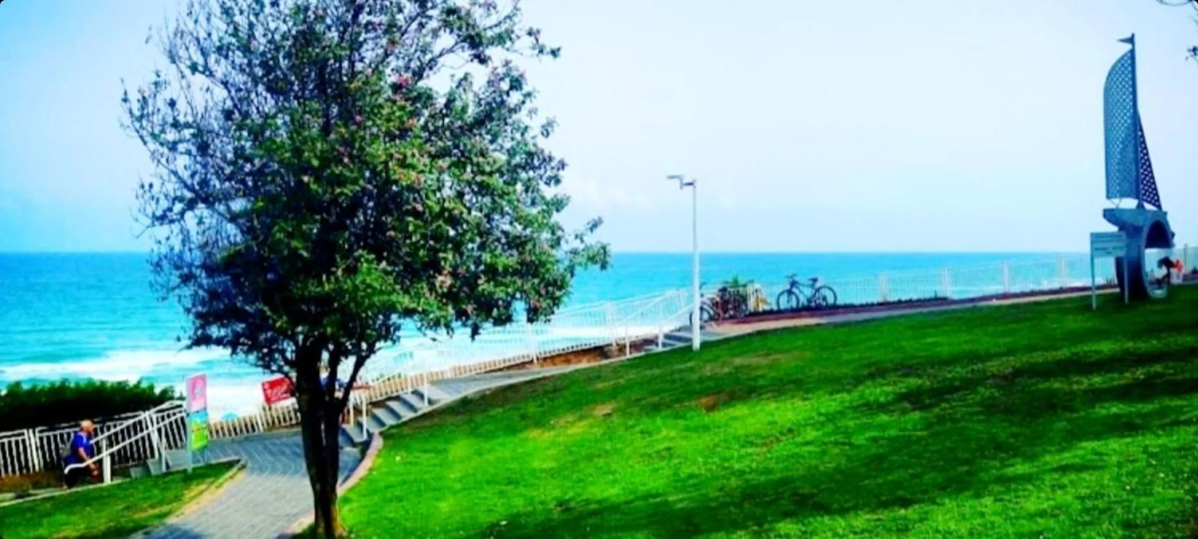 Sea view in 612 apartment on the beach